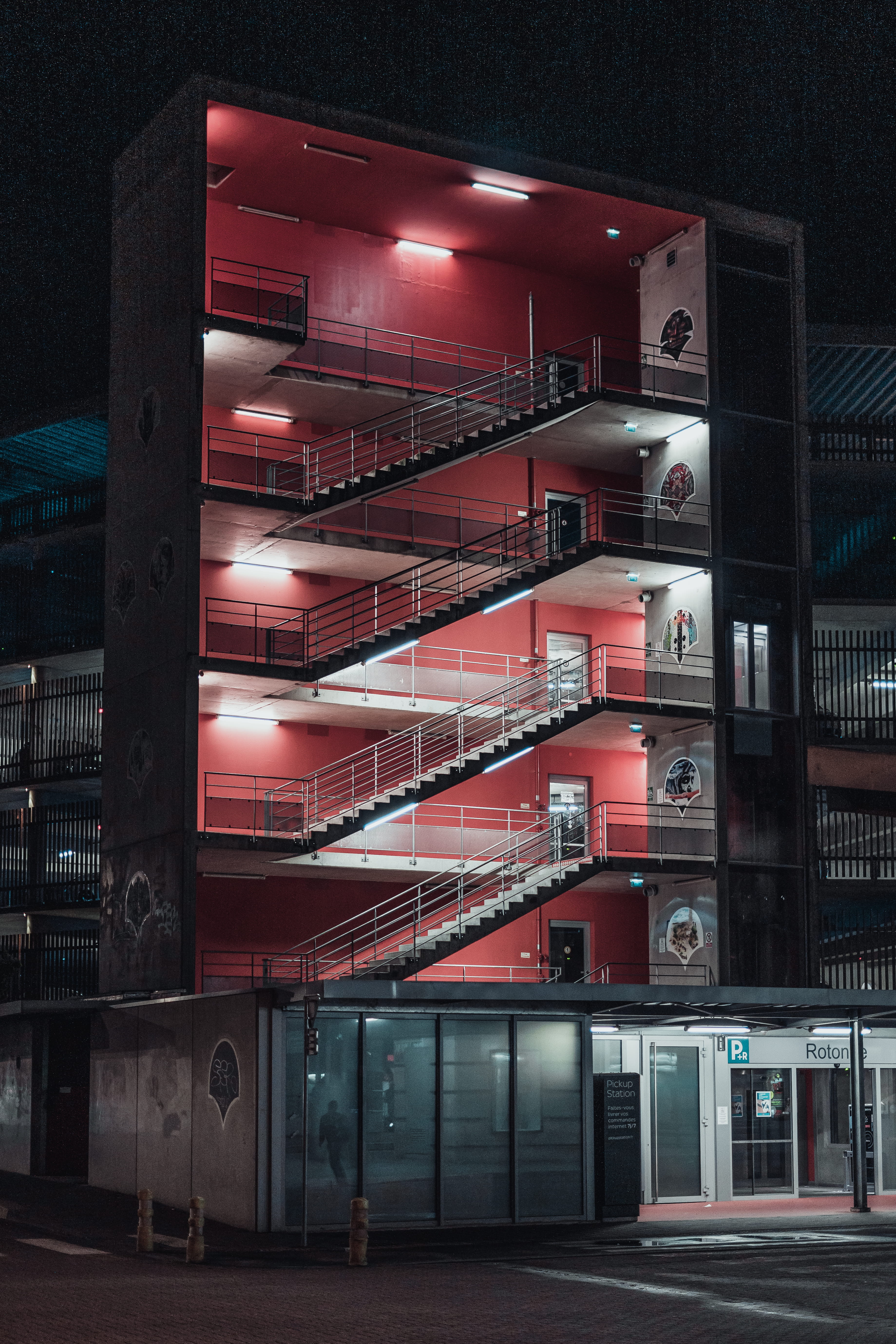 built structure, hotel, turned, indoors, multi, office, exterior, room, multi-storey, apartment, light, city life, commercial, outdoors, evening, illuminated, Phone HD Wallpaper