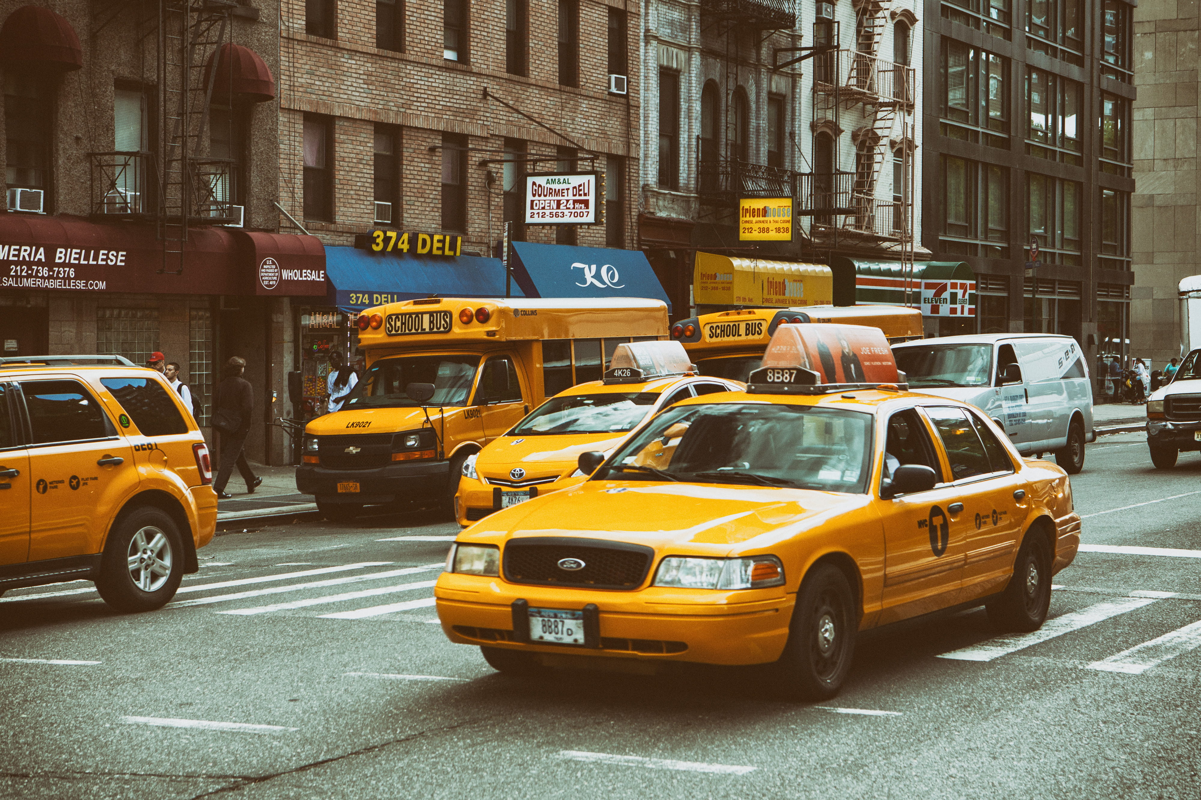 avenue, taxis, rush Hour, manhattan - New York City, color Image, land vehicle, taxi, urban, midtown Manhattan, new York State, architecture, car, road, HD Wallpaper