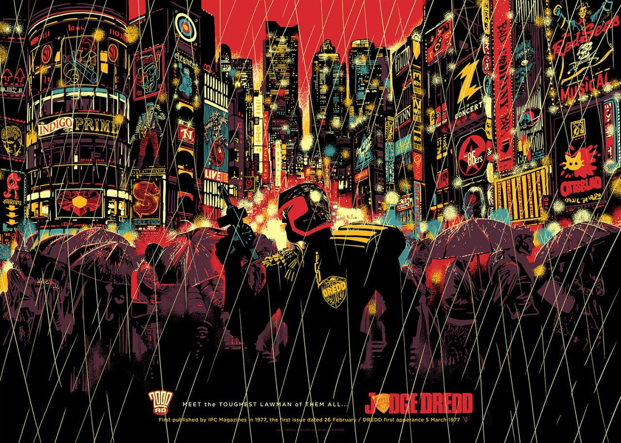 Dredd, 720P, Crowds, 2000 AD, Judge Dredd, rain, Billboards, Lawgiver, HD Wallpaper