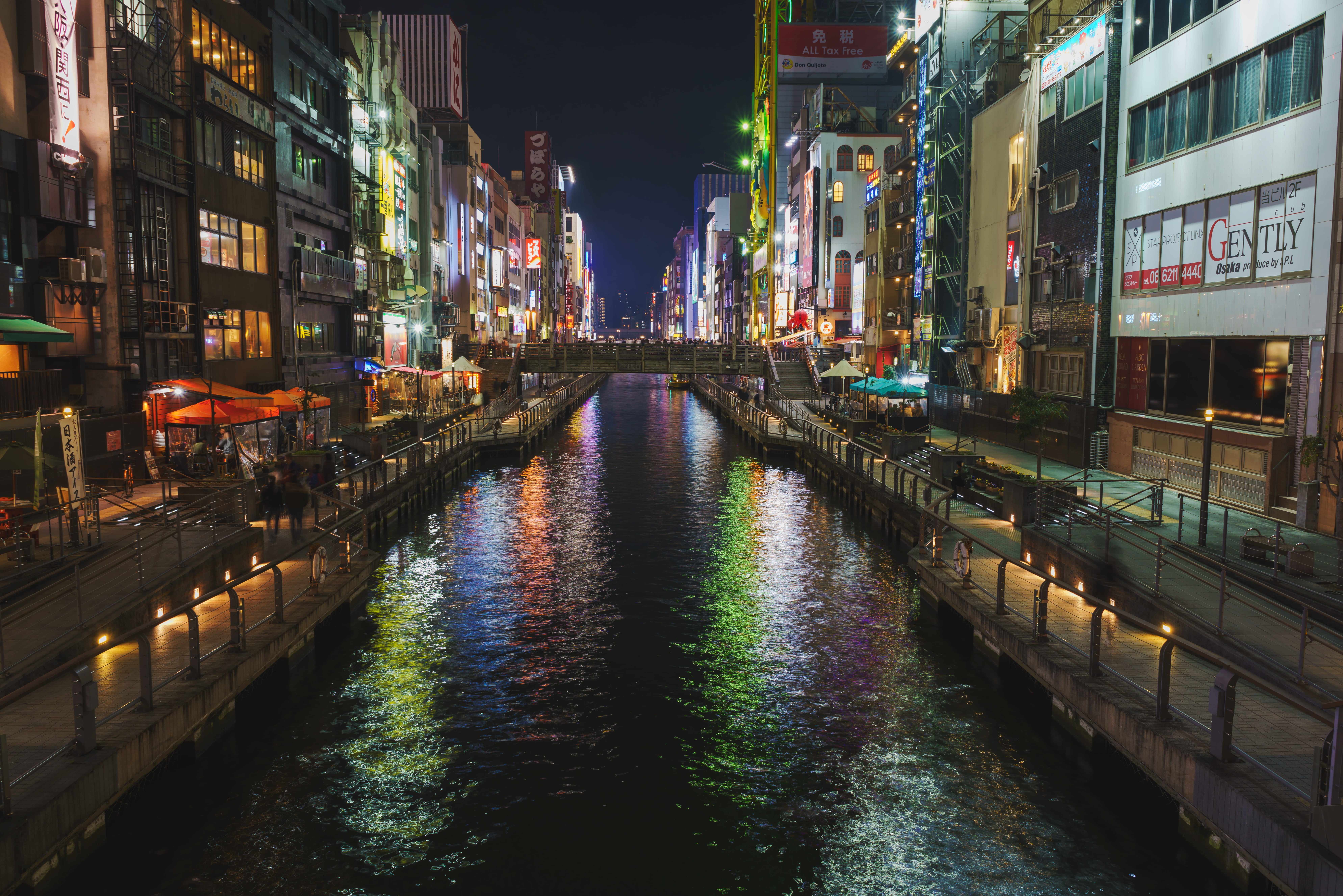 city, waterfront, outdoors, nightlife, residential district, osaka prefecture, architecture, 8K, night, wet, building exterior, building, street, illuminated, HD Wallpaper