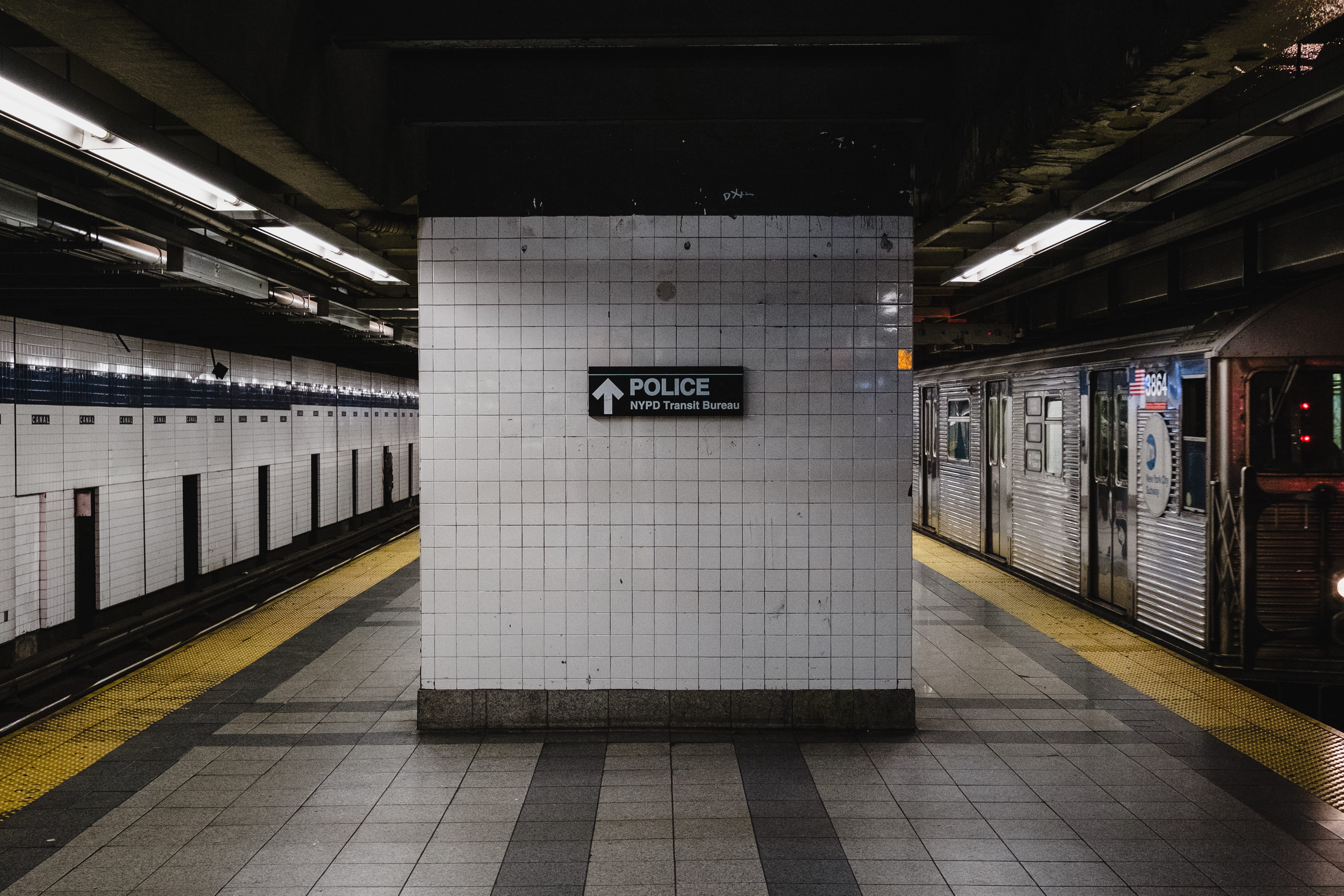 public transportation, new york city, street shot, sign, urban background, subway station, no people, nypd, urban landscape, tiled floor, tile, nyc, empty, HD Wallpaper