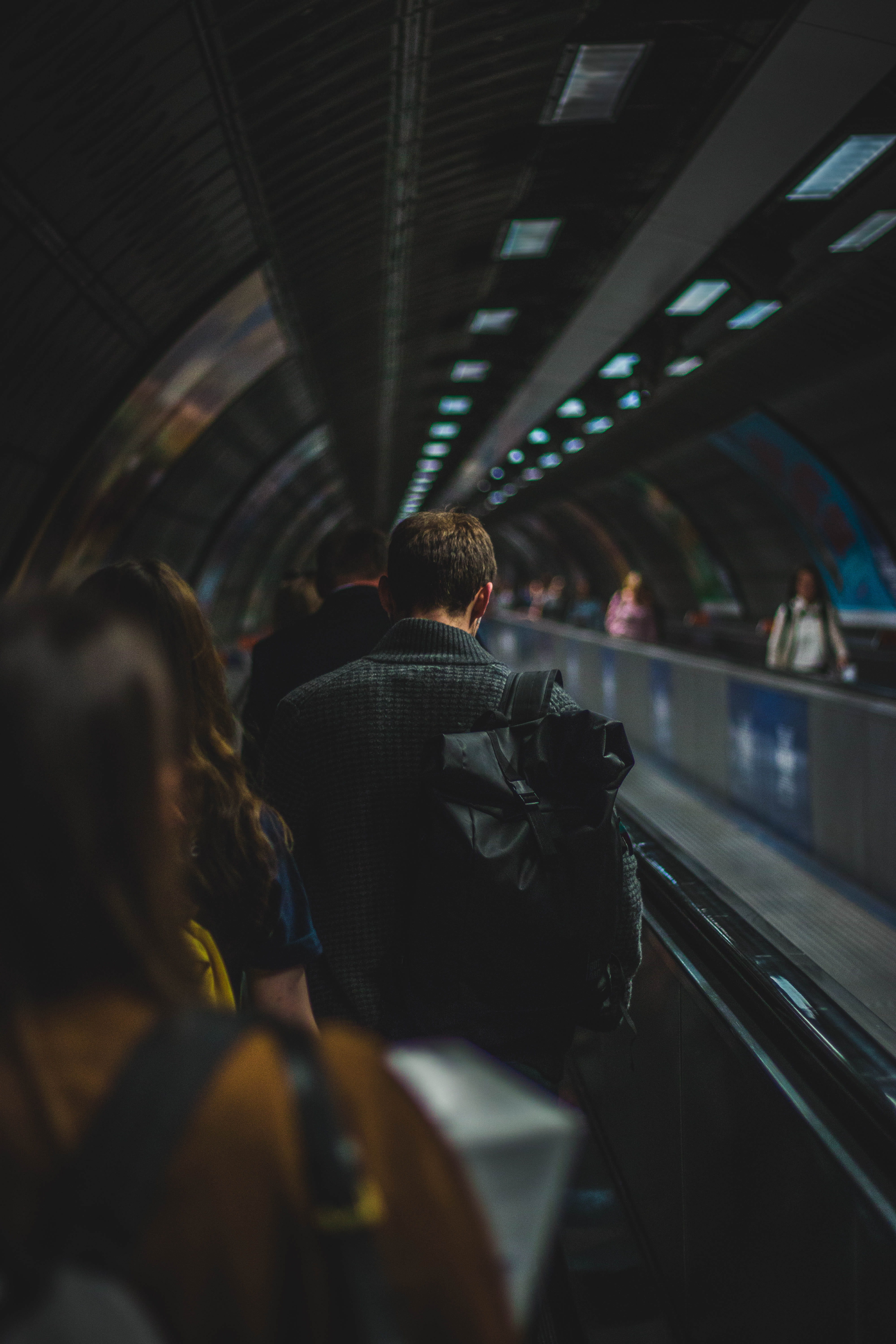 rear view, group of people, man, lifestyles, people, metro, indoors, rush, leisure activity, downtown, journey, real people, person, dark, train, rail transportation, Phone HD Wallpaper