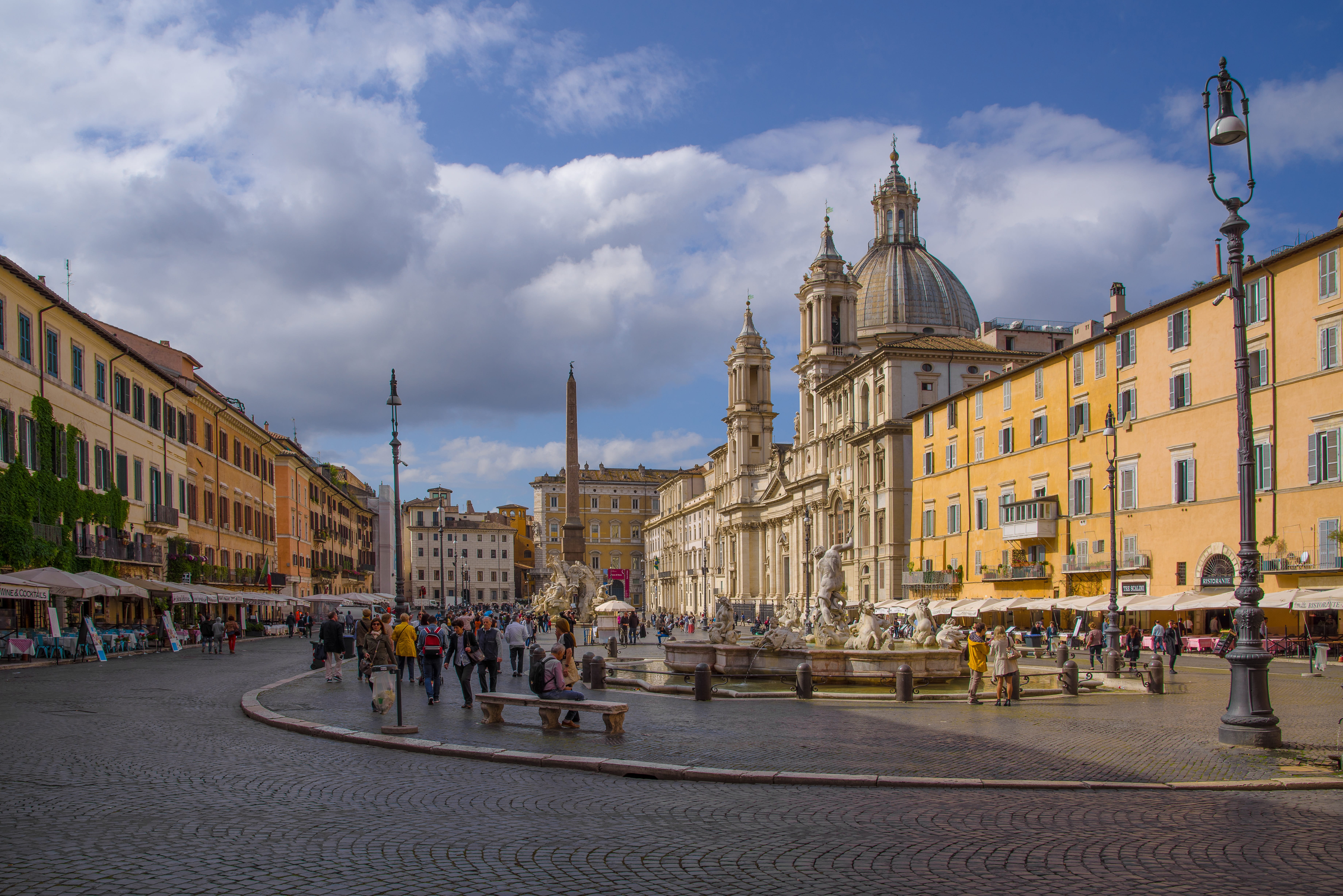 place, architecture, rome, 5K, group of people, sky, building, tourist, street, italian, navona, real people, old, men, women, travel, outdoors, people, HD Wallpaper