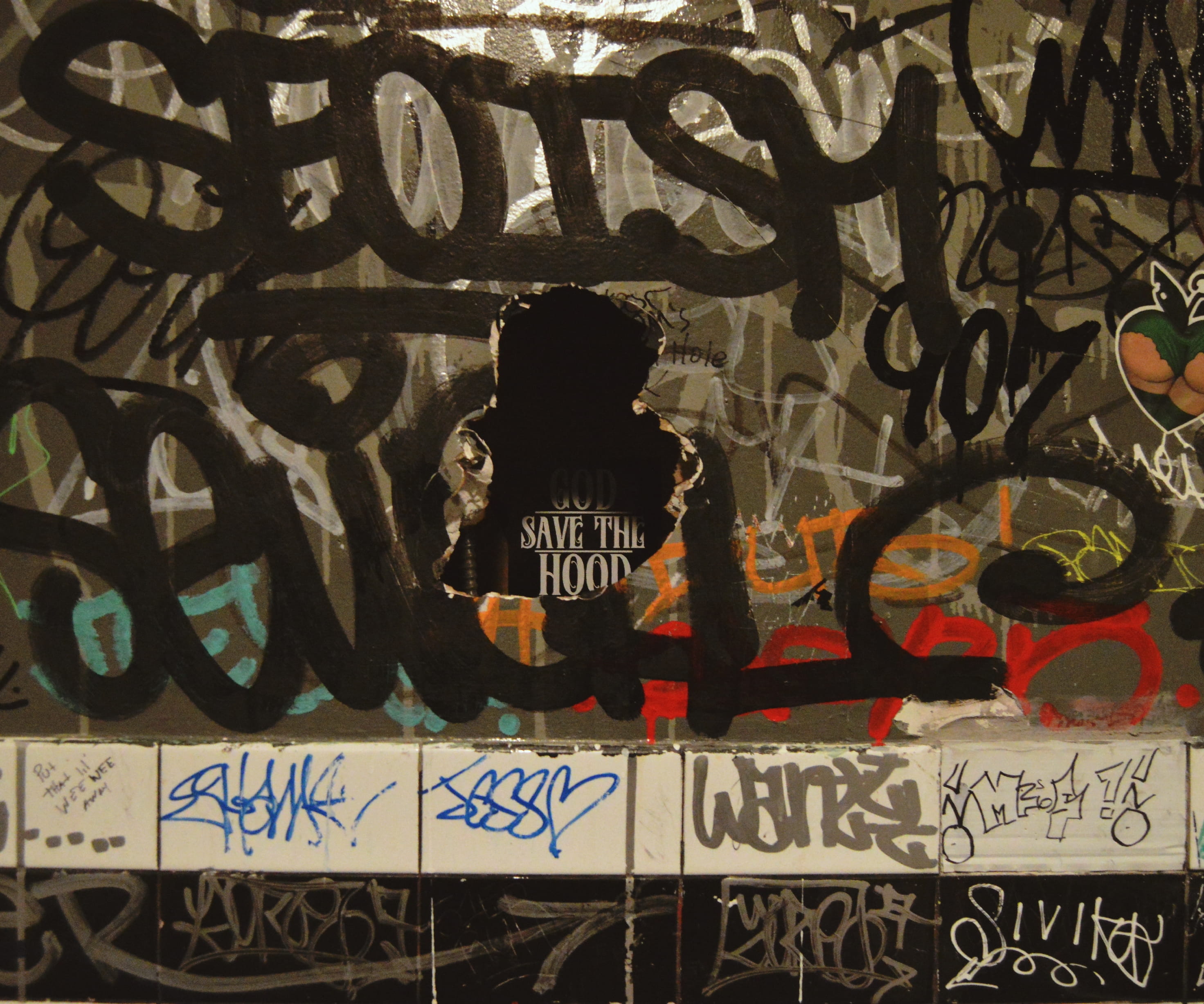 painting, wall - building feature, text, label, advertisement, bathroom, banner, word, western script, graffiti, street art, urban, art, handwriting, human representation, HD Wallpaper