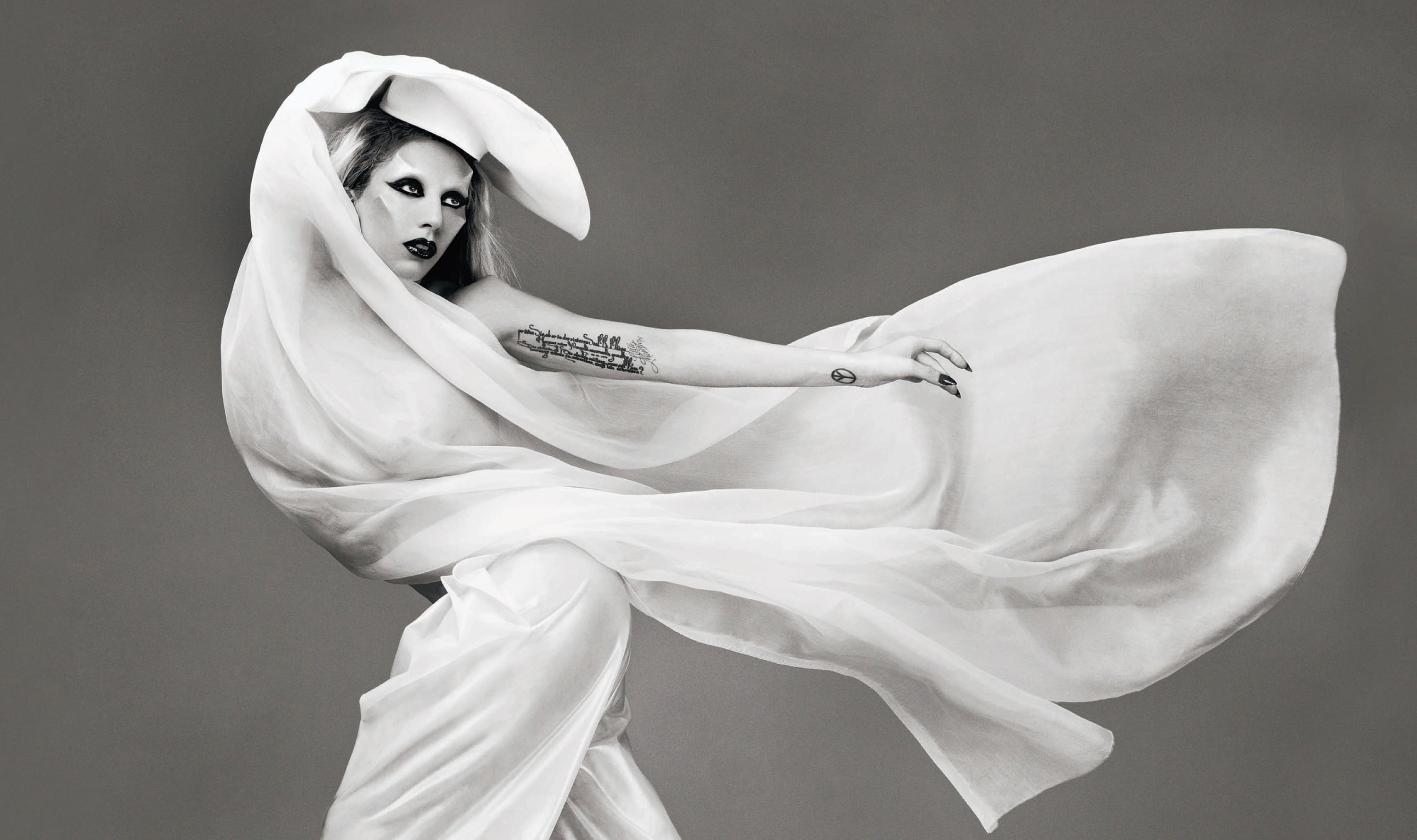 Born This Way, girl, celebrity, 2K, singer, woman, style, fashion, black, women, music, actress, Lady Gaga, HD Wallpaper