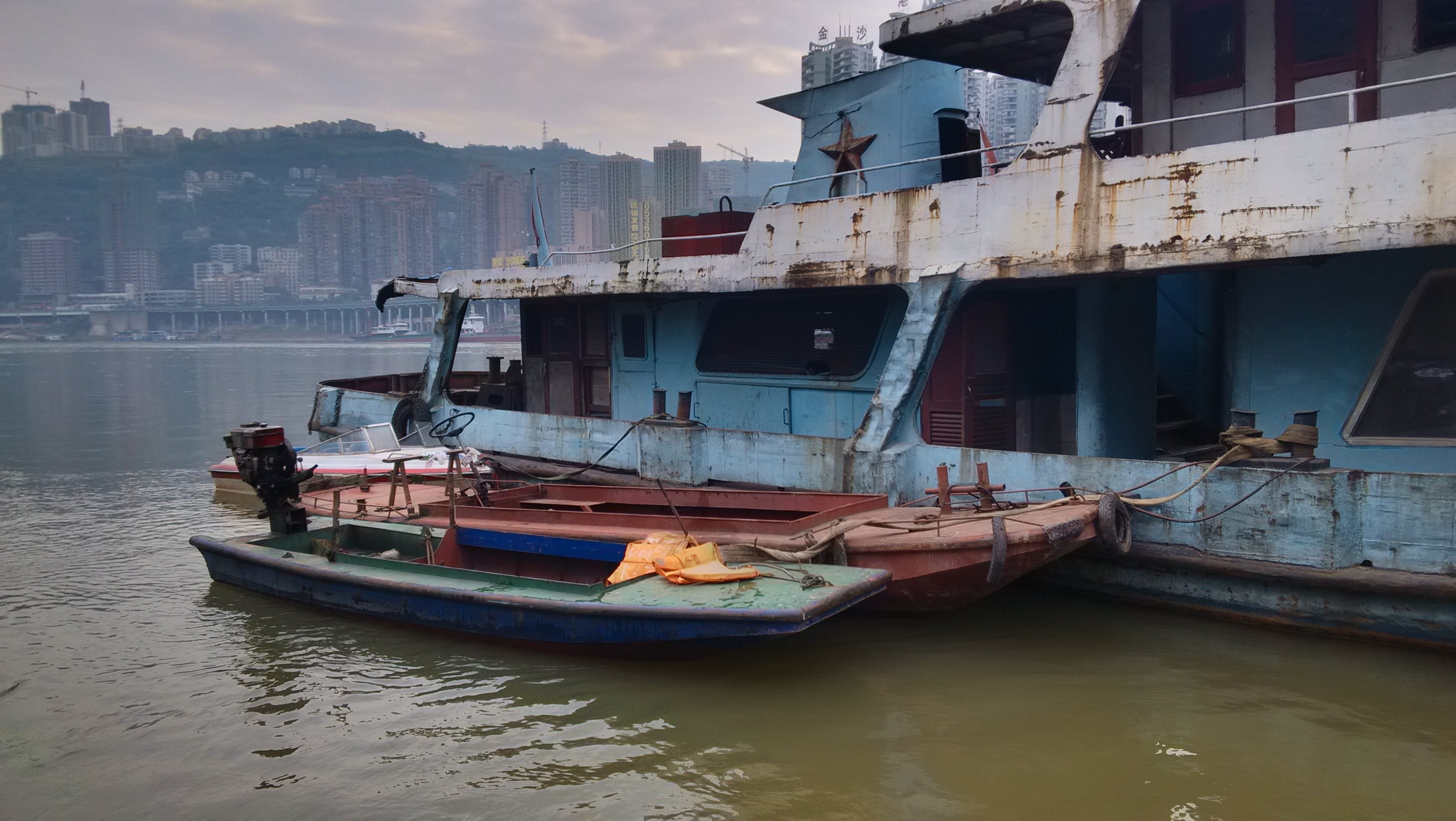 mode of transport, waterfront, passenger craft, old boat, ship, water, day, travel, building exterior, fishing boat, architecture, sky, freight transportation, HD Wallpaper