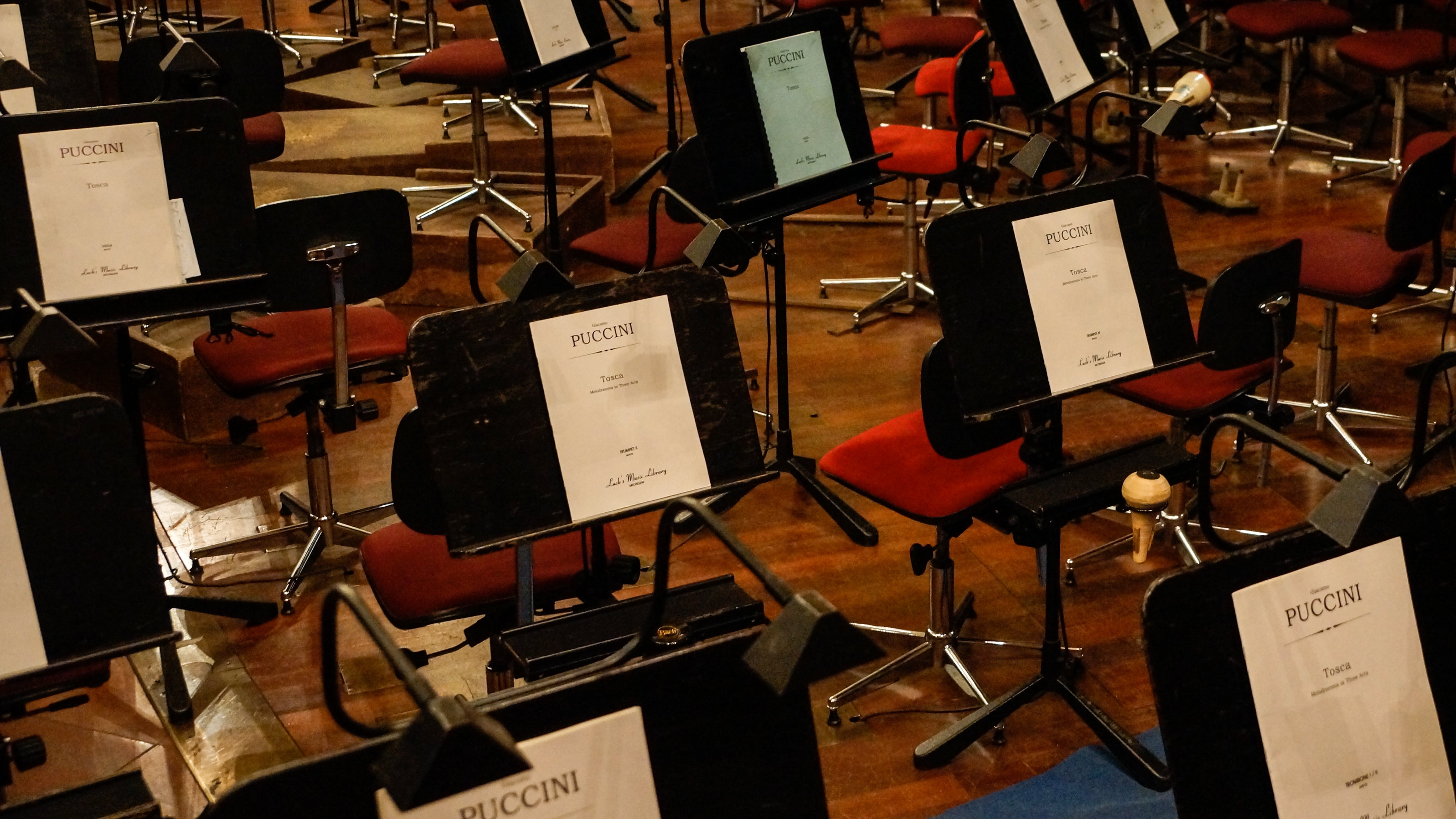 group, music, puccini, choice, sheet, tosca, 4K, sheets, musical equipment, stand, large group of objects, paper, orchestra, still life, indoors, communication, HD Wallpaper