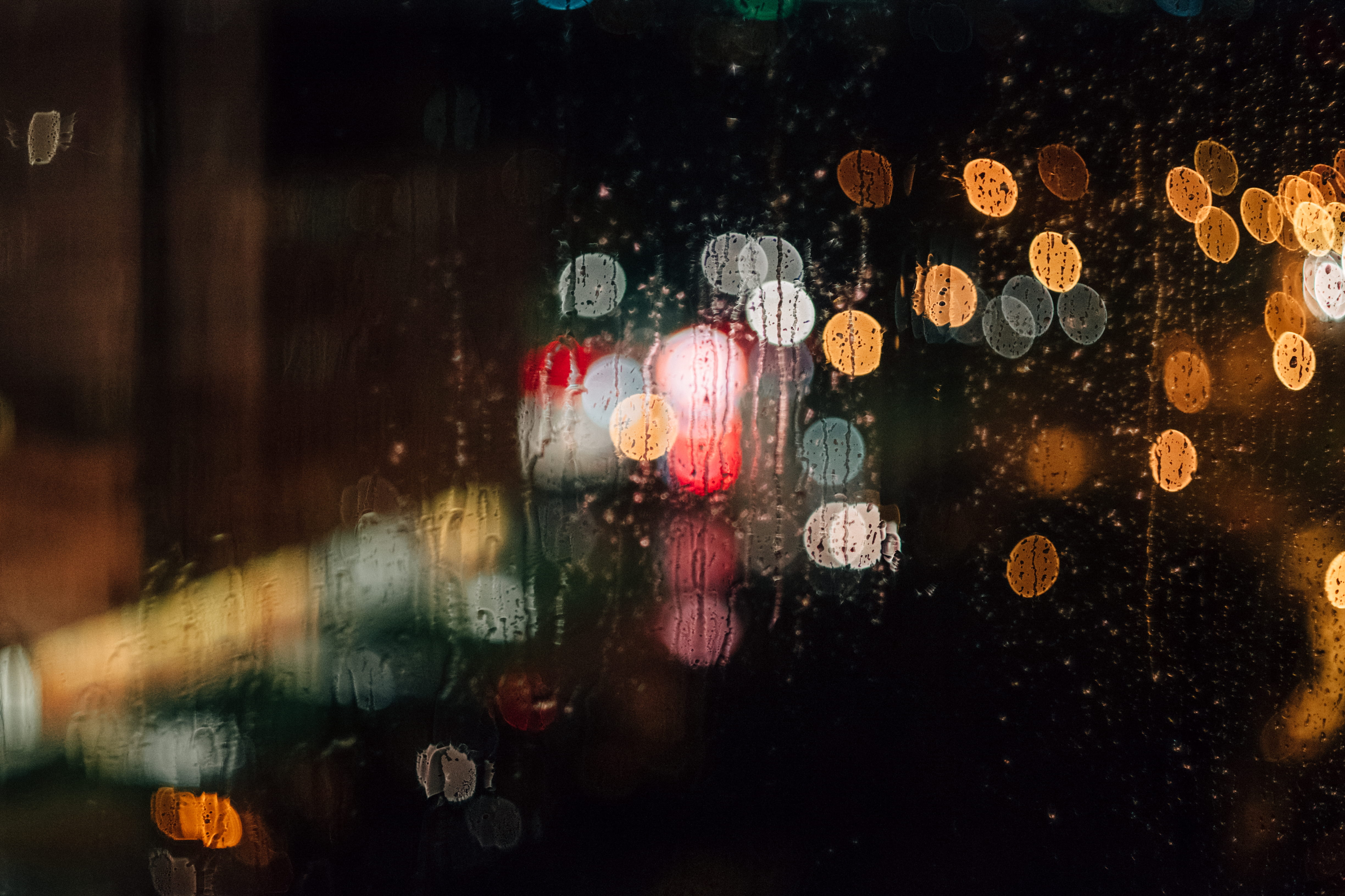 bokeh, illuminated, glass - material, rain, retro, raindrop, window, dark, mist, photography, positive emotion, city, arrangement, pattern, 4K, defocused, HD Wallpaper