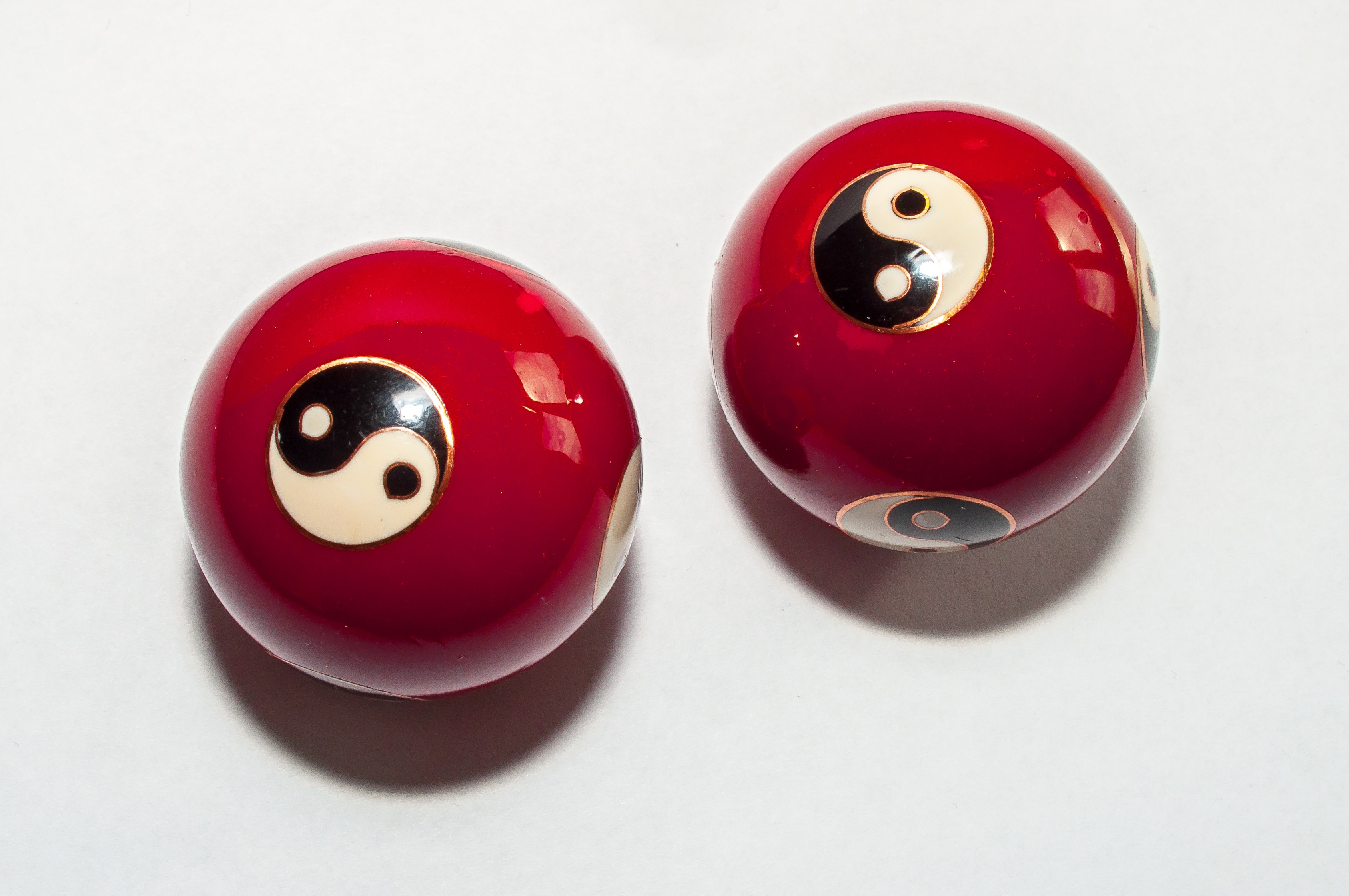 two objects, red, pool ball, 2K, yin, plastic, food and drink, no people, two, directly above, white background, eyeball, studio shot, still life, yang, HD Wallpaper