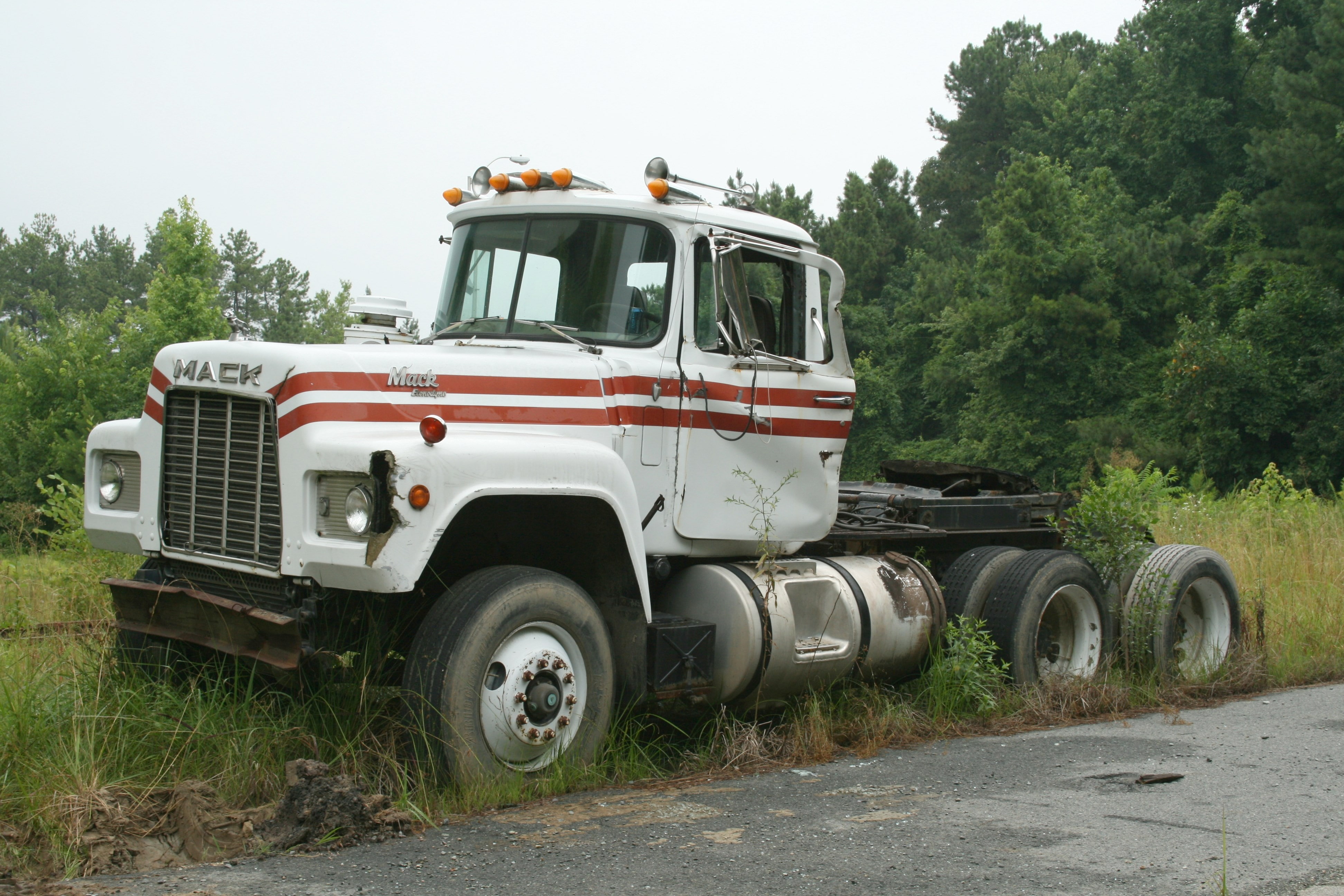4K, mack trucks, HD Wallpaper