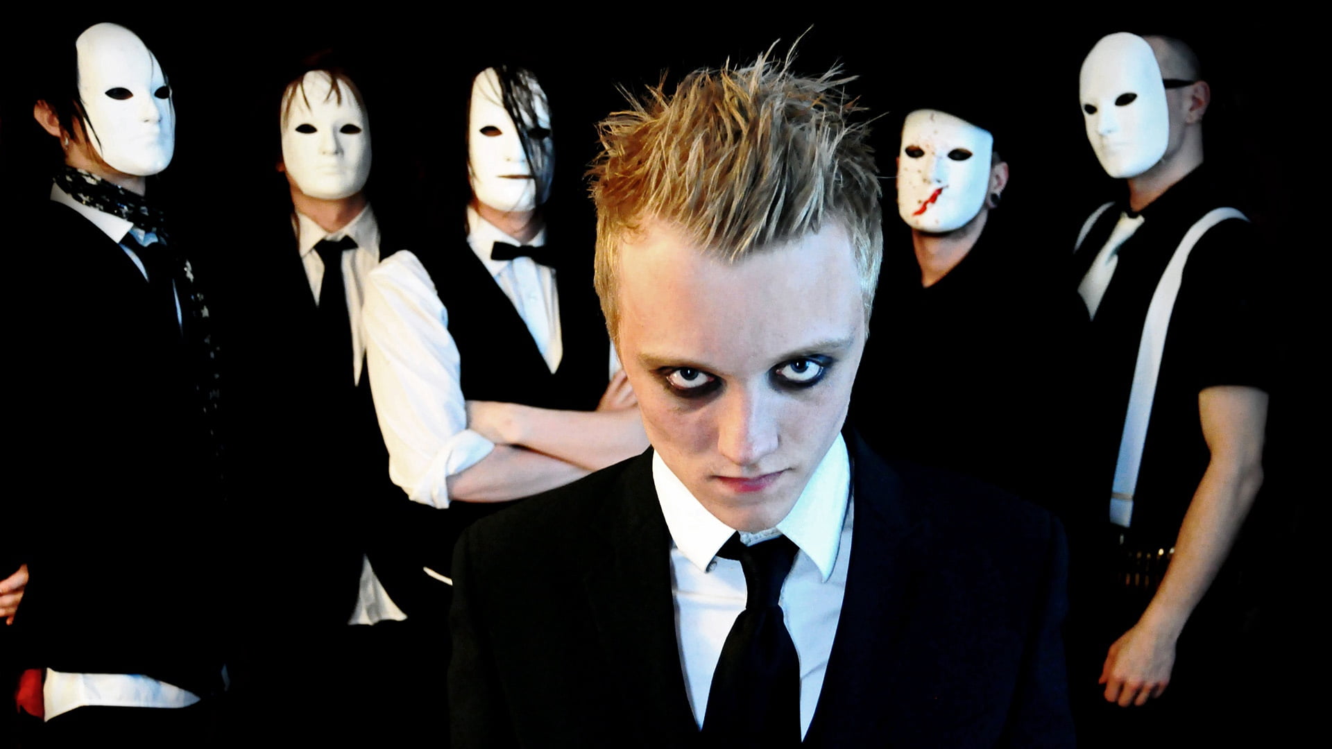 well-dressed, indoors, business person, chemical, coworker, mystery, people, portrait, businessman, men, aggression, spooky, image, horror, males, adult, HD Wallpaper