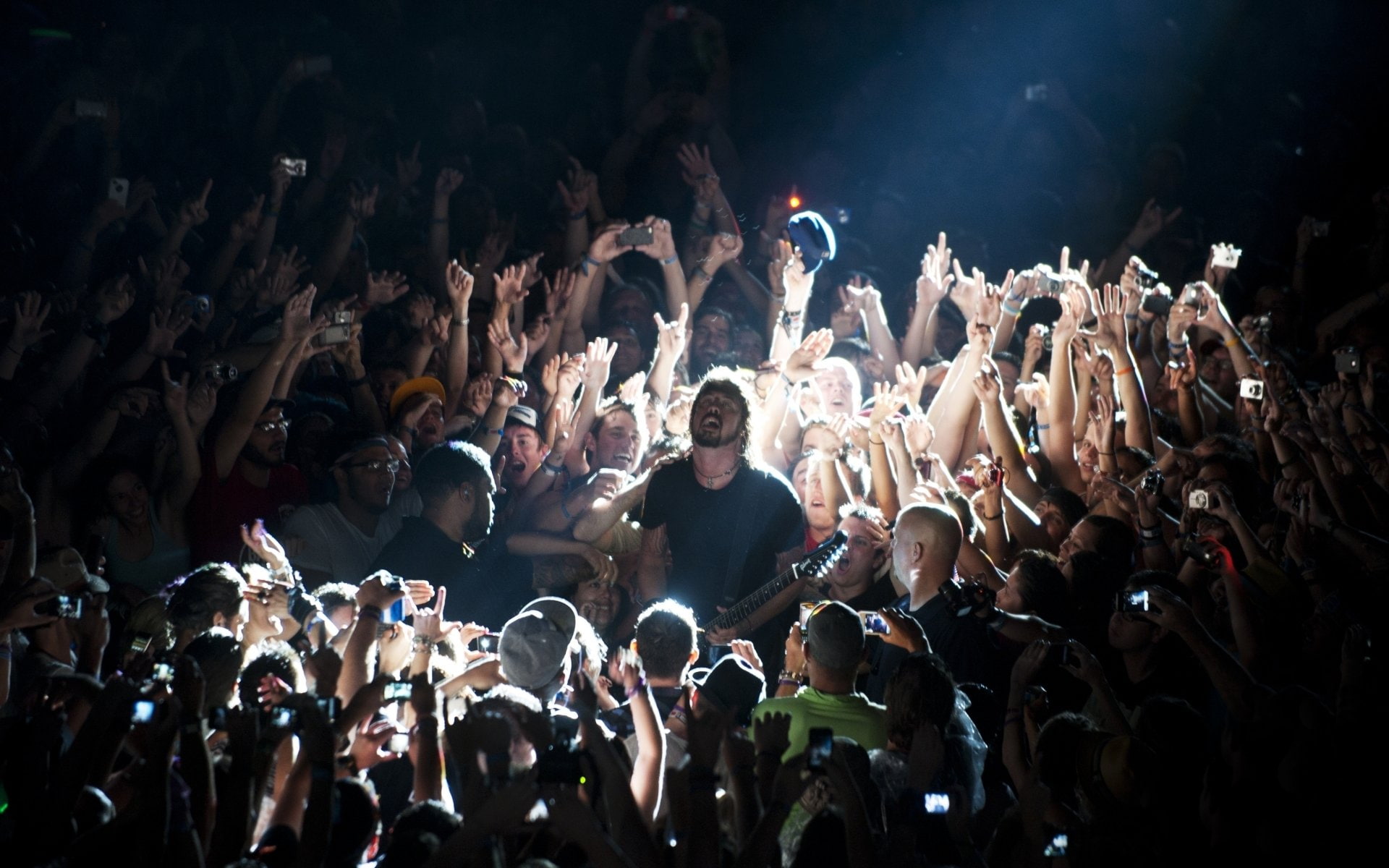 Hand, Foo Fighters, Crowd, Concert, 1080P, Band (Music), HD Wallpaper