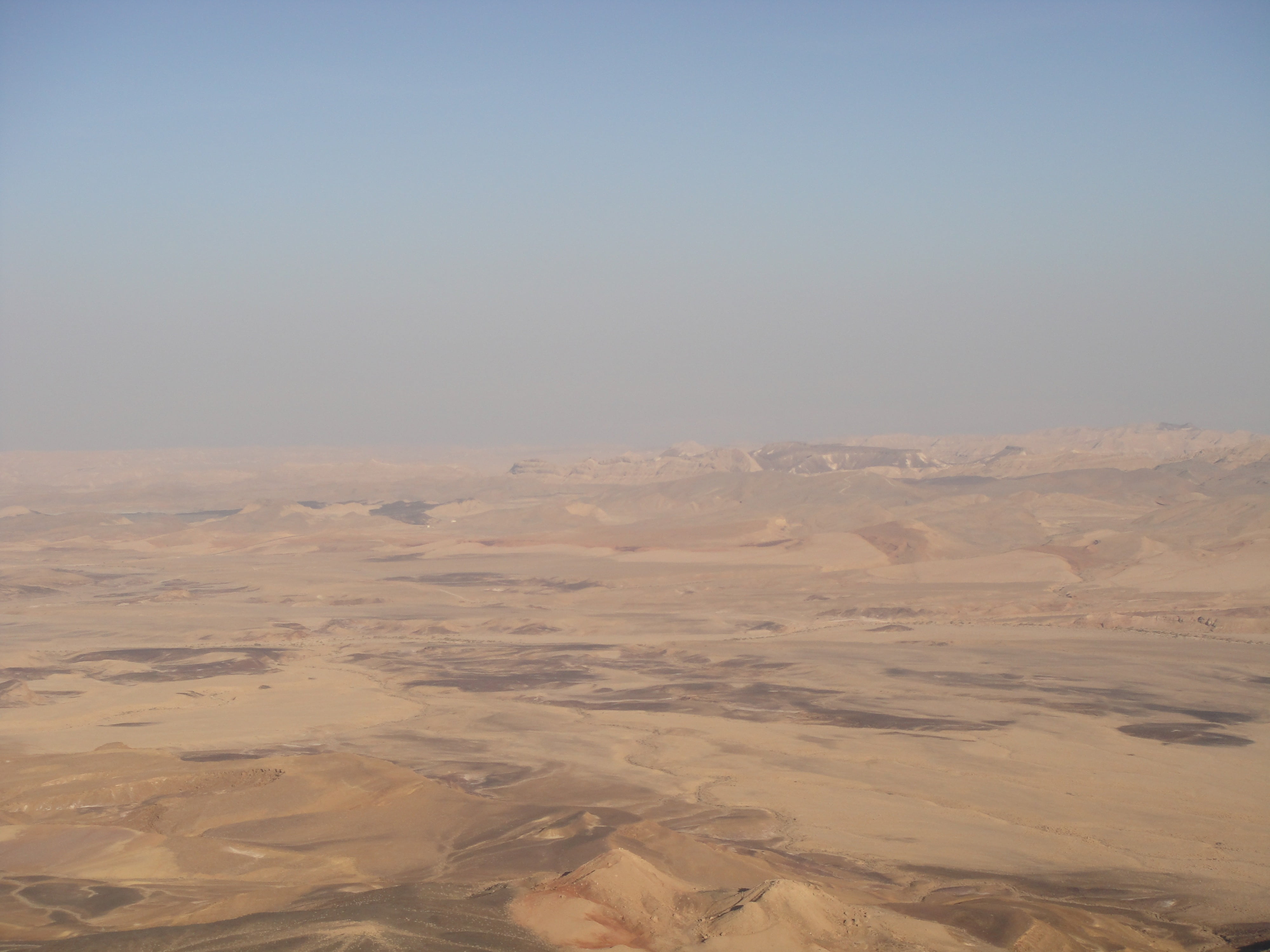 beauty in nature, environment, hot, sky, land, remote, sand, desert, mitzpe ramon, climate, neguev, tranquility, no people, arid climate, physical geography, HD Wallpaper