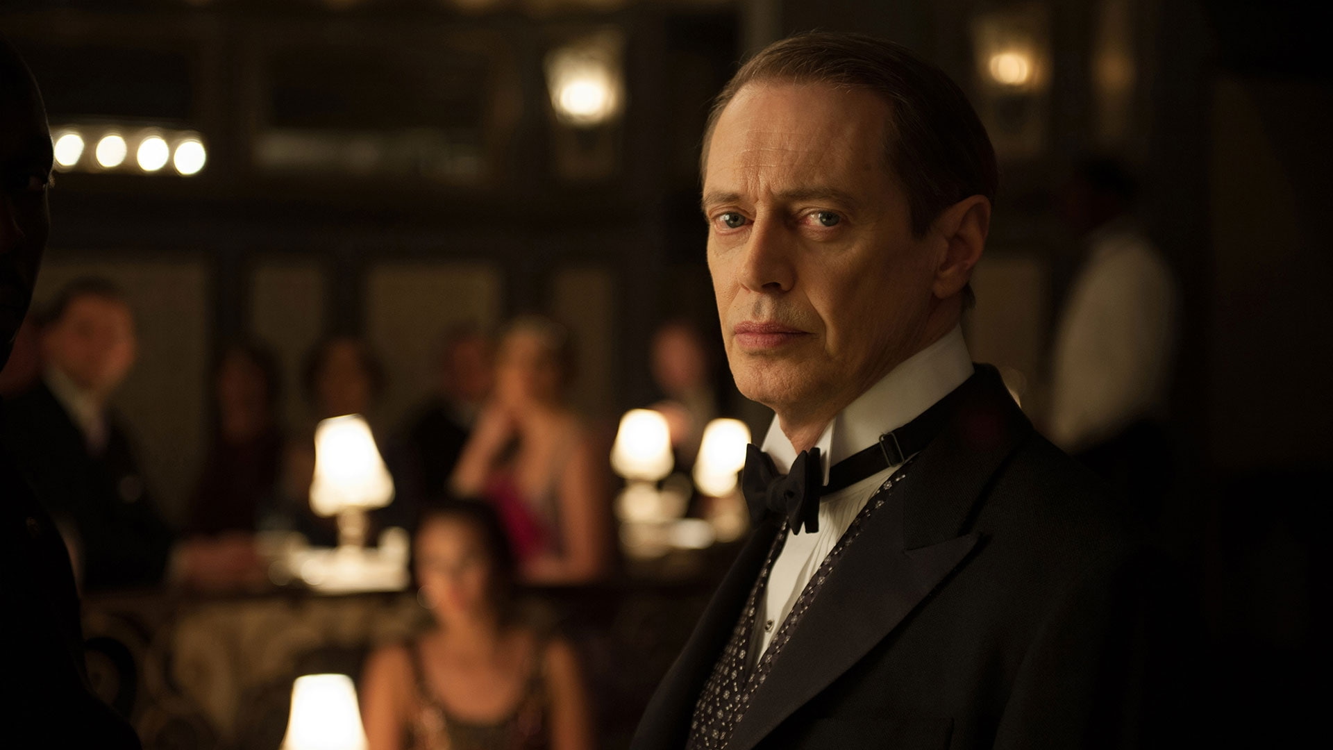 adult, suit, well-dressed, clothing, nightlife, Movies, 1080P, one person, mature adult, looking at camera, side view, boardwalk empire, headshot, men, HD Wallpaper