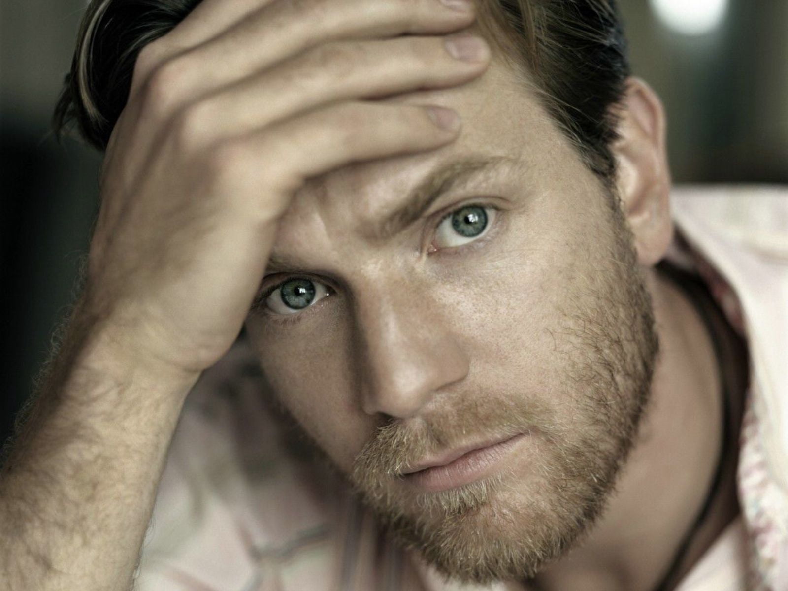 human body part, brunette, hand, loneliness, people, human Face, adult, males, uncertainty, male Beauty, s, ewan mcgregor, 720P, blue-eyed, casual Clothing, HD Wallpaper