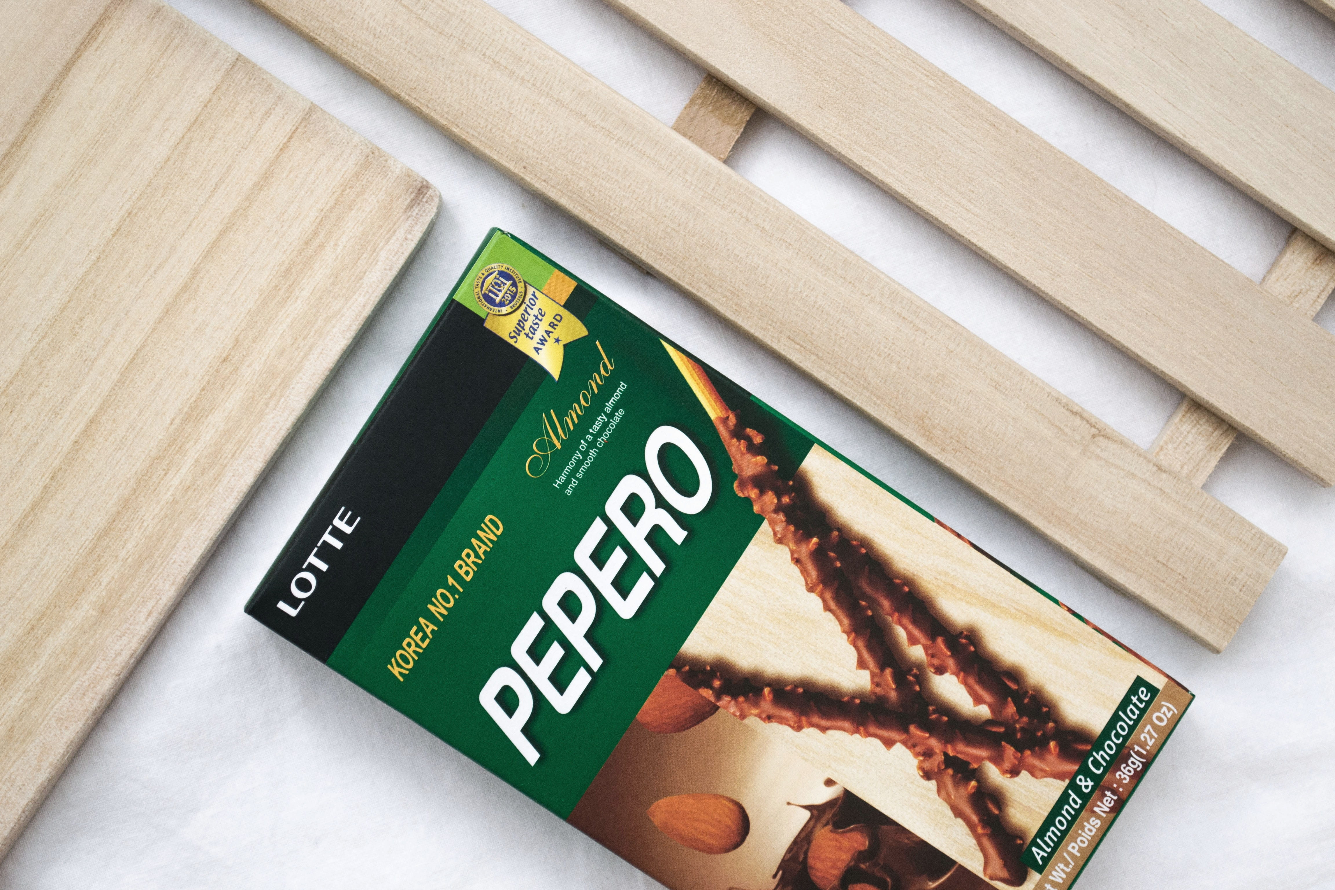 label, metro manila, wood grain, yummy, yum, holiday, choco, almonds, flatlay, still life, minimal, flatlays, text, number, lotte, table, philippines, 4K, HD Wallpaper
