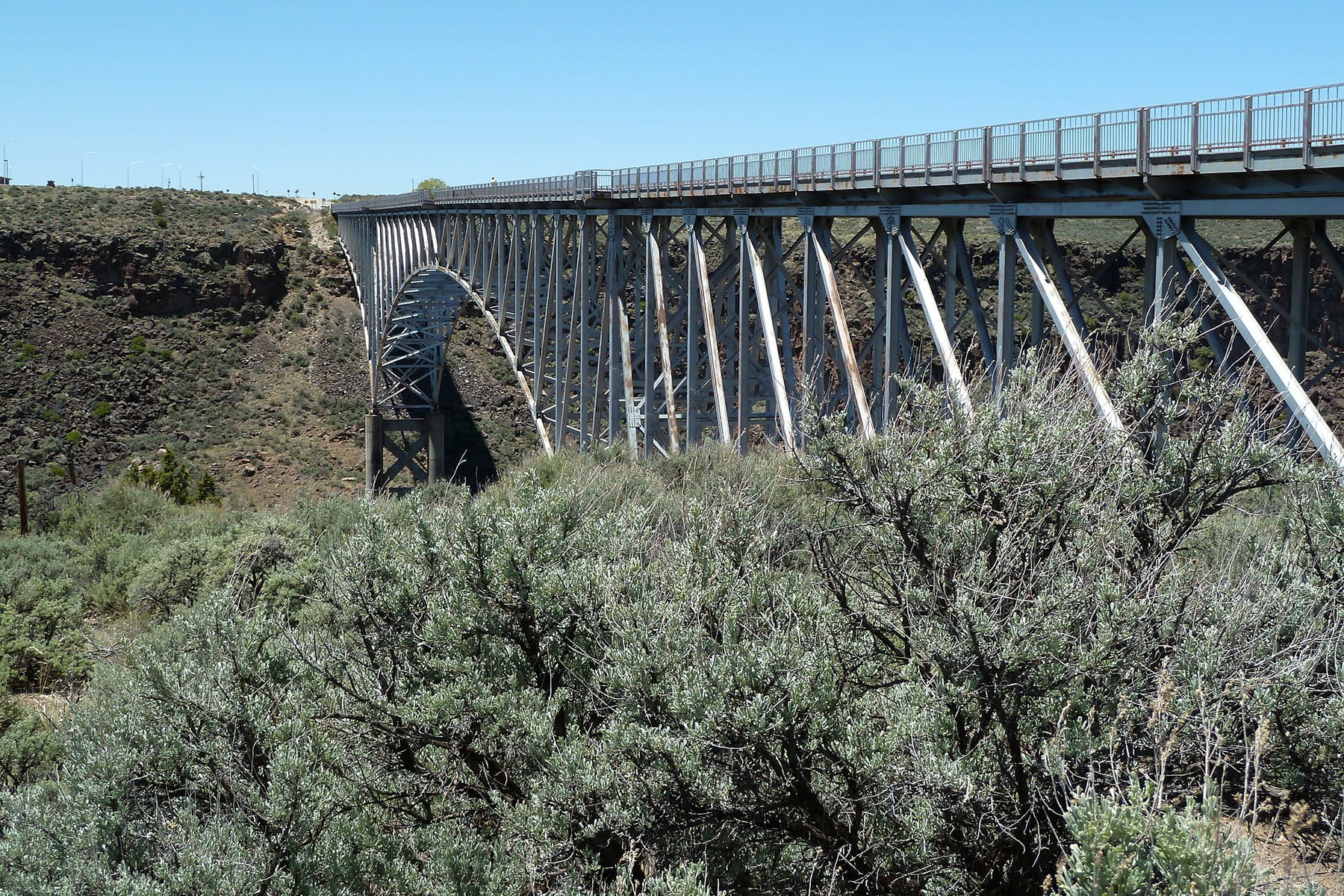 blue, clear sky, plant, Bridge, landmark, tree, built structure, 720P, nature, transportation, outdoors, abandoned, River, no people, Rio Grande, construction, HD Wallpaper