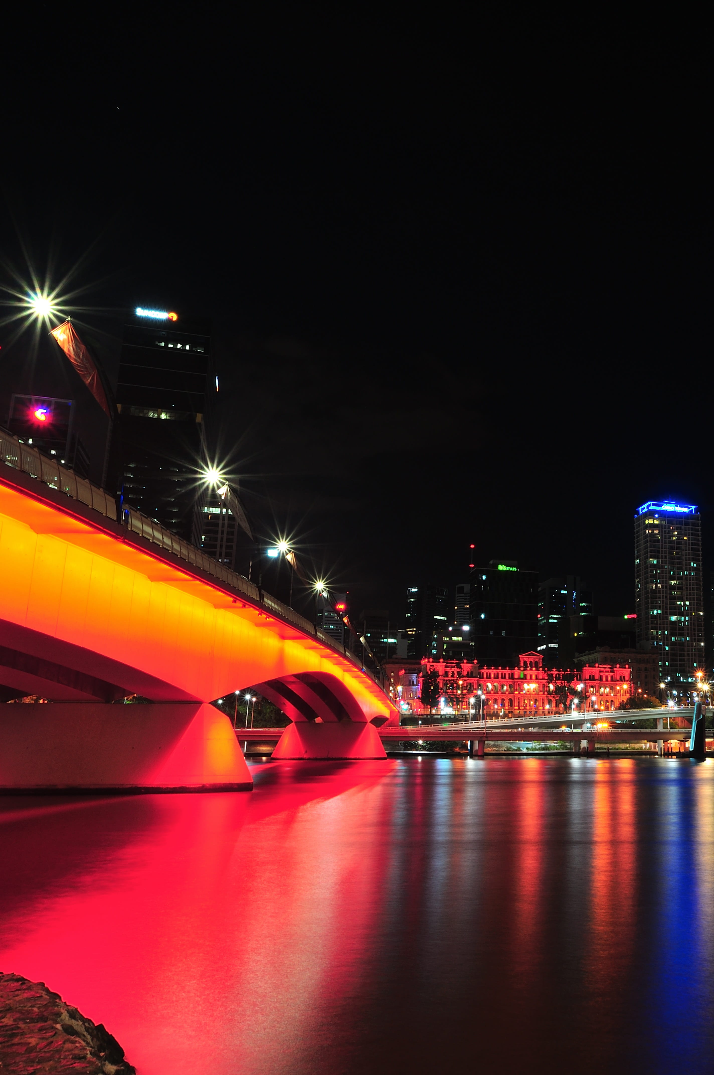 Bridge, connection, Brisbane, mode of transportation, skyscraper, building exterior, waterfront, bridge - man made structure, urban Scene, reflection, long exposure, Phone HD Wallpaper