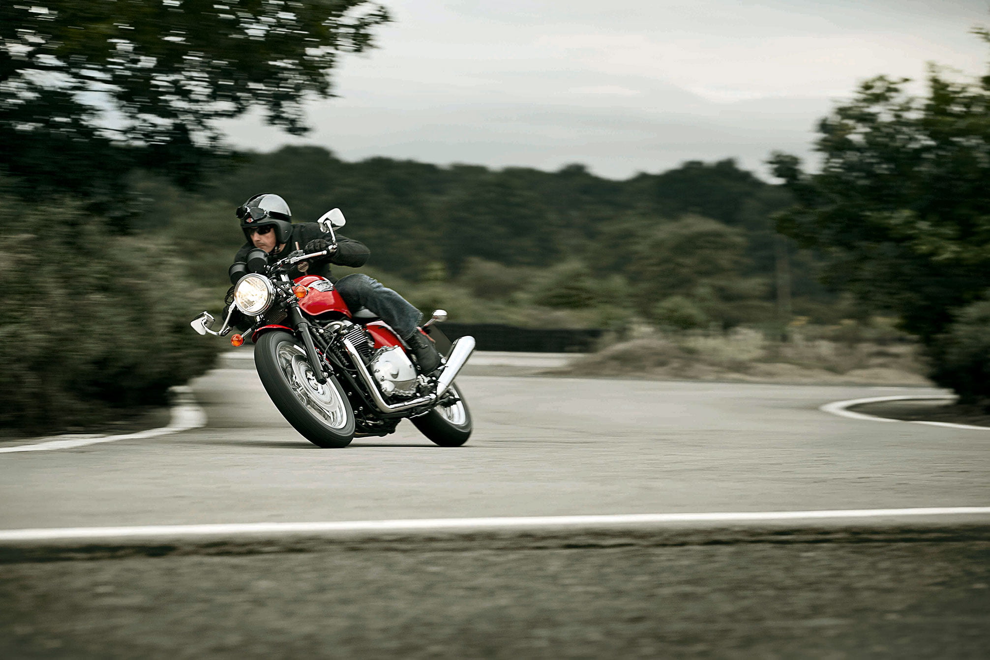 crash helmet, lifestyles, motorcycle, 1080P, ride, sports equipment, sport, one person, biker, skill, motion, mode of transportation, headwear, helmet, HD Wallpaper