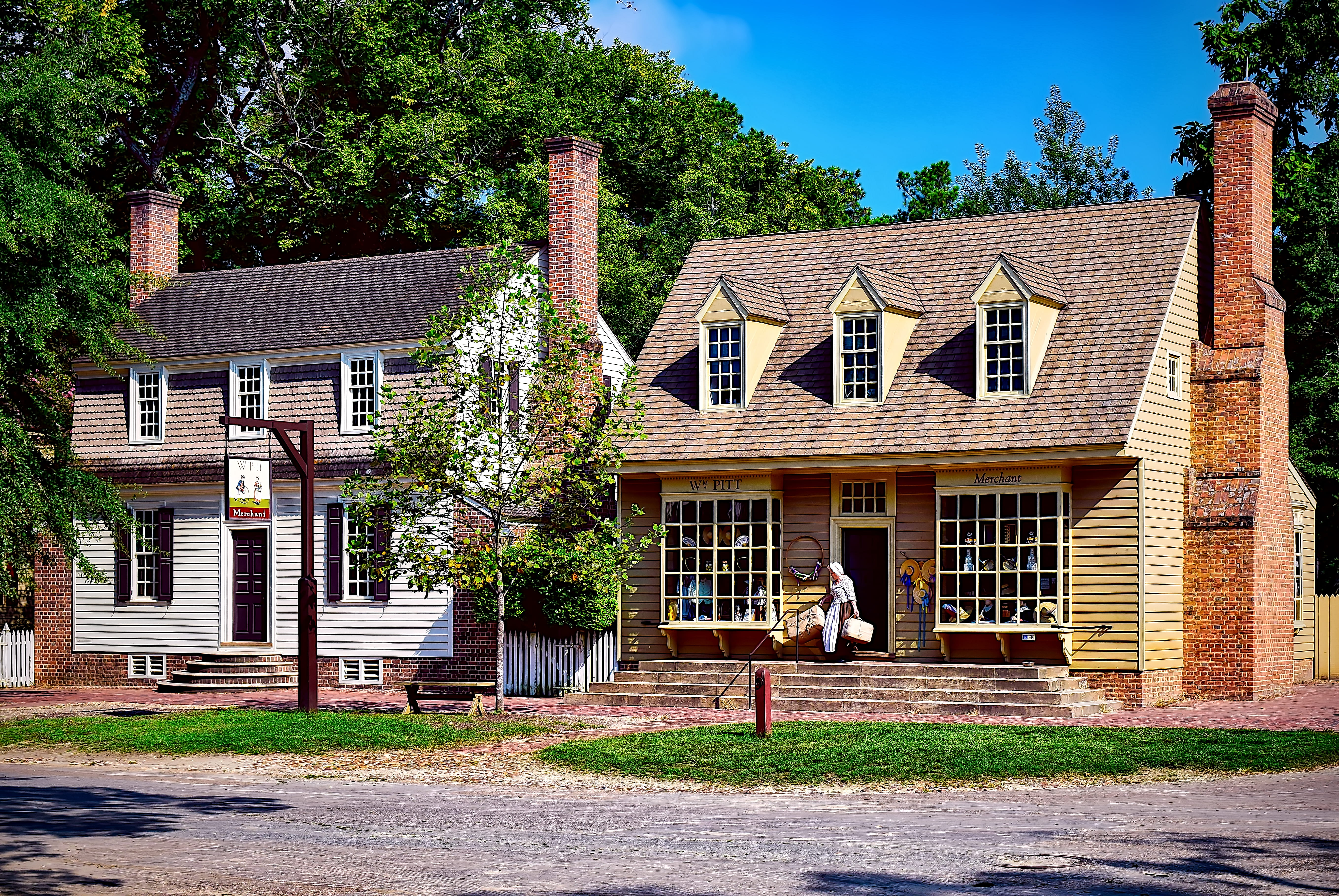 home, lawn, public domain images, grass, building, nature, buildings, williamsburg, 5K, built structure, tree, mansion, luxury, outdoors, window, suburb, HD Wallpaper