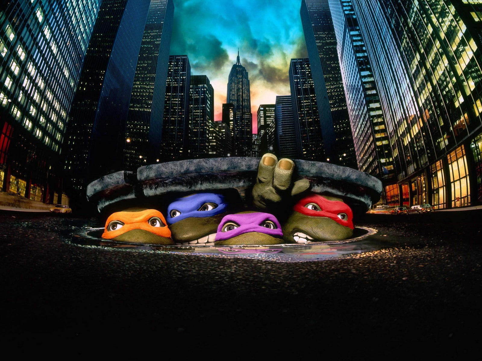 tall - high, multi colored, transportation, city, animal representation, Michelangelo, sky, 720P, skyscraper, Raphael, street, Donatello, office building exterior, HD Wallpaper