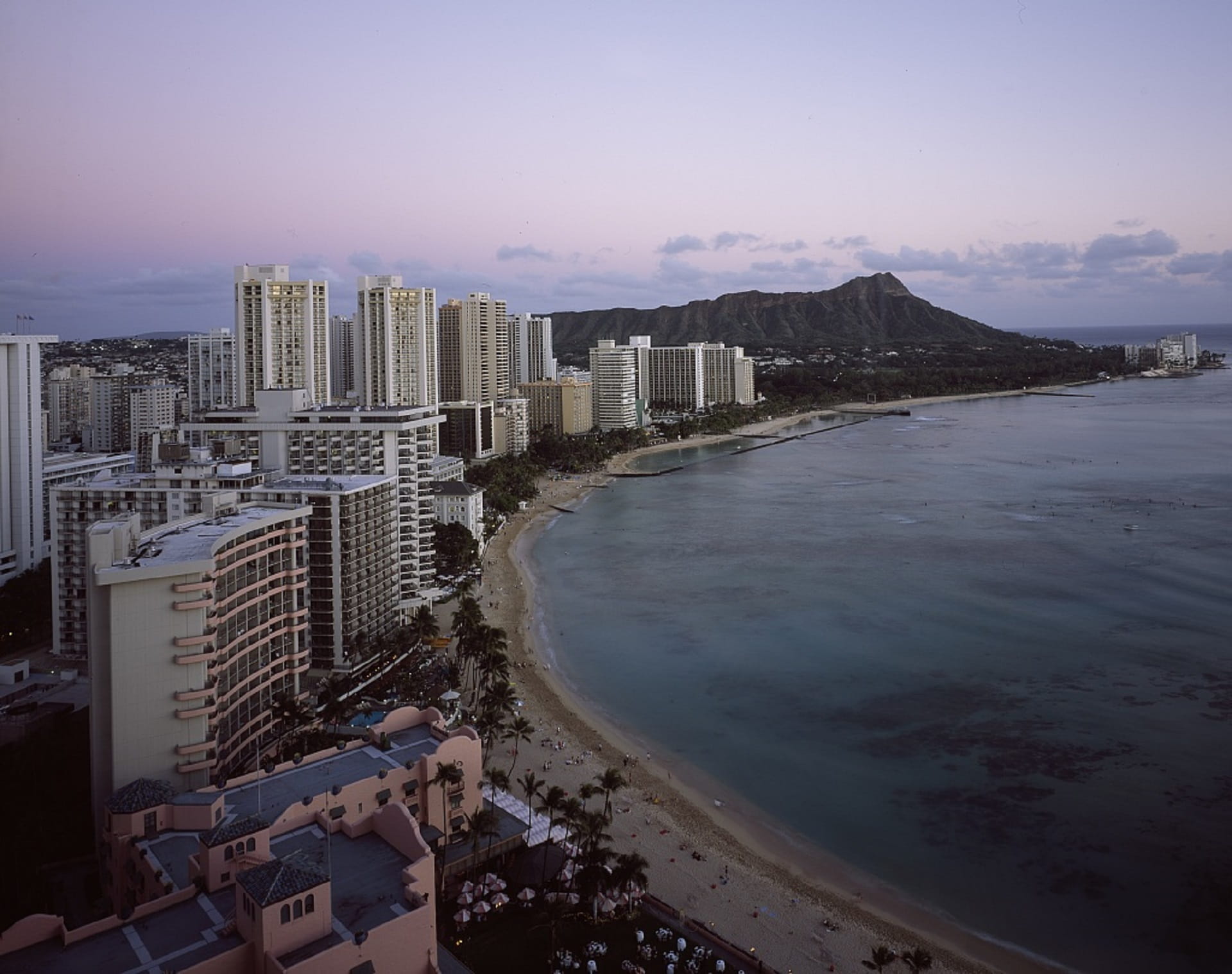 island, sea, vacation, Honolulu, landscape, Waikiki, ocean, cityscape, lights, waikiki, built structure, tropical, sunset, diamond head, outdoors, architecture, HD Wallpaper