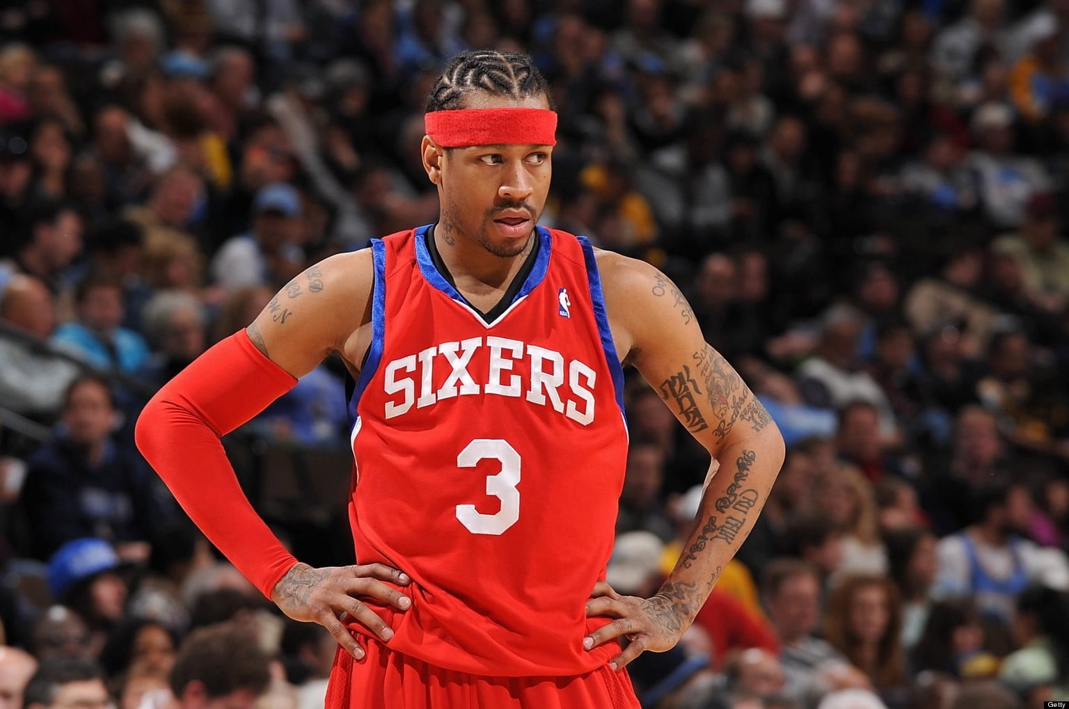 iverson, Philadelphia, lifestyles, crowd, basketball, young adult, spectator, Philadelphia 76ers, front view, confidence, focus on foreground, incidental people, HD Wallpaper