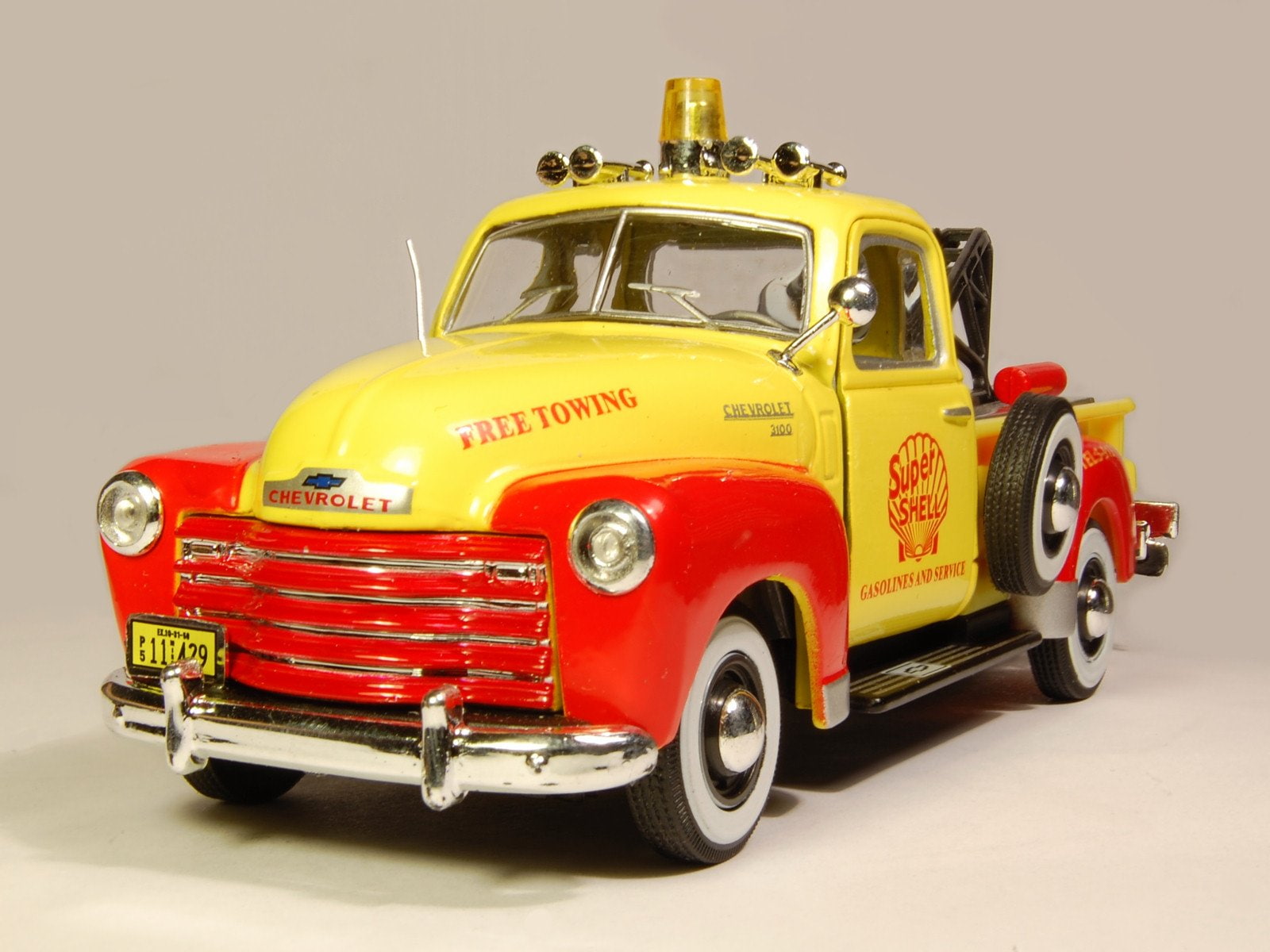 emergency, 3100, 720P, tow, retro, towtruck, 1951, pickup, chevrolet, HD Wallpaper
