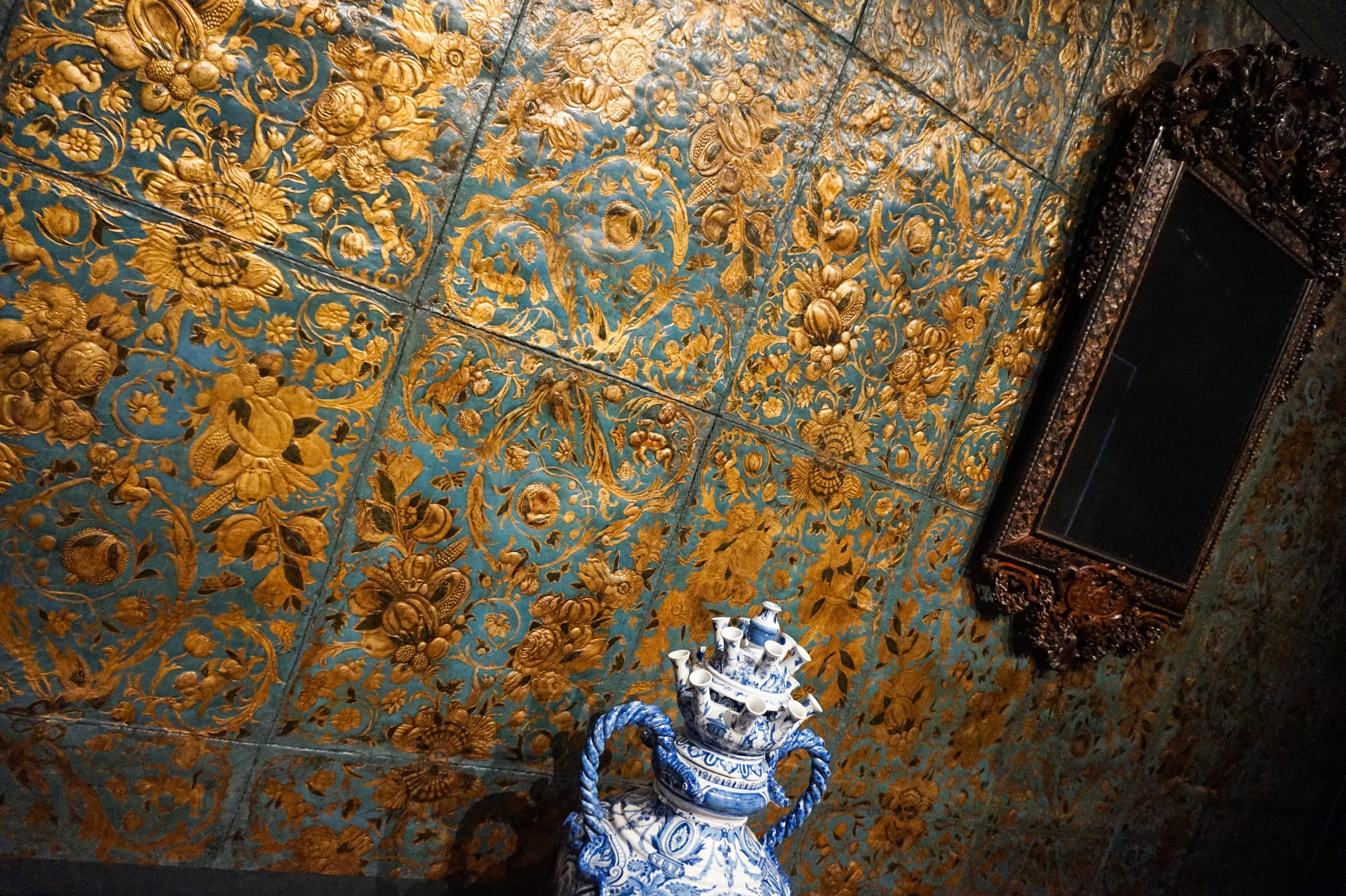 beautiful, floral pattern, old, run-down, weathered, the, metropolitan, wall - building feature, built structure, york, ornate, deterioration, white, indoors, HD Wallpaper
