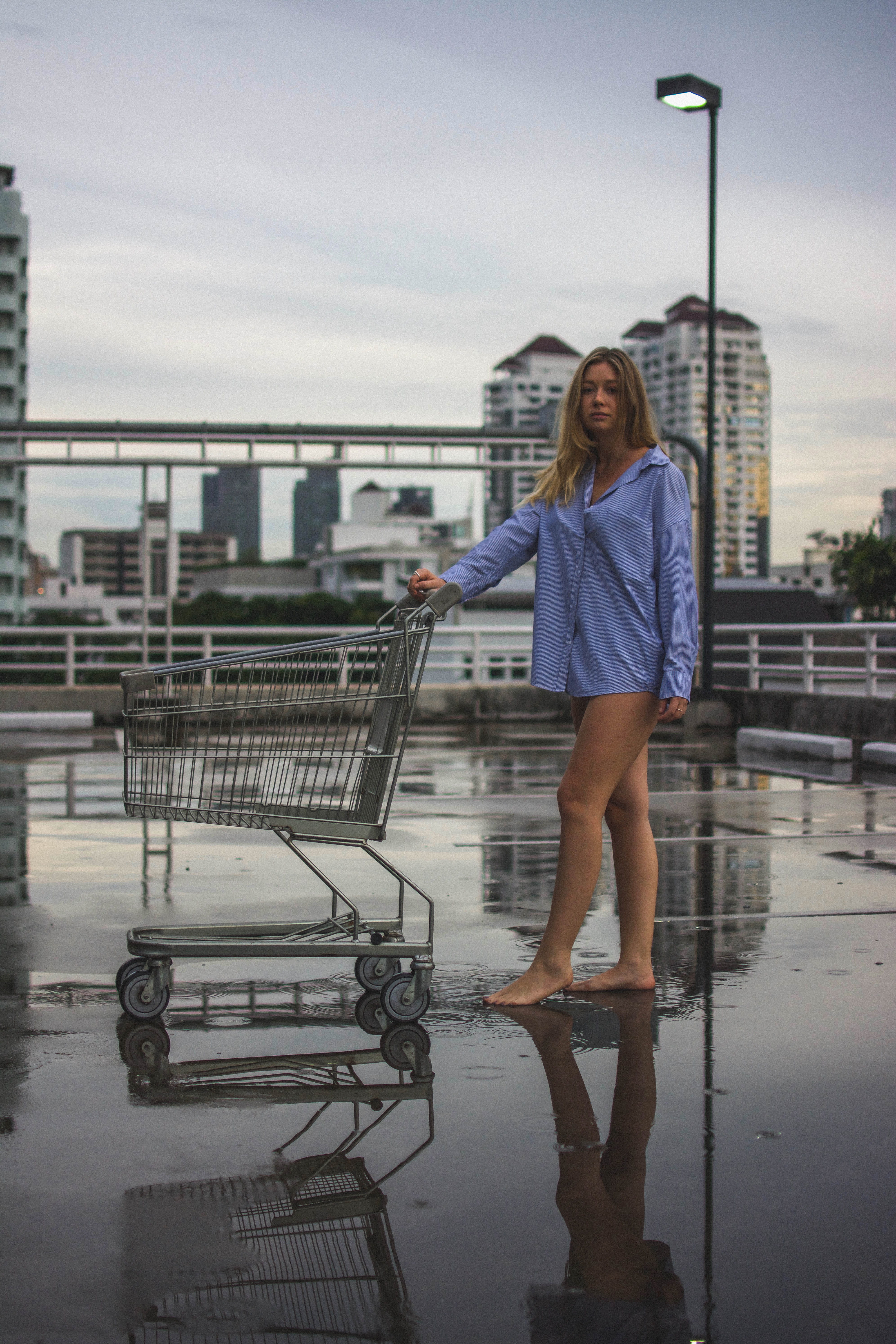 transportation, bangkok, front view, architecture, young adult, woman, full length, city, shoopingcart, hairstyle, citylight, built structure, looking at camera, Phone HD Wallpaper