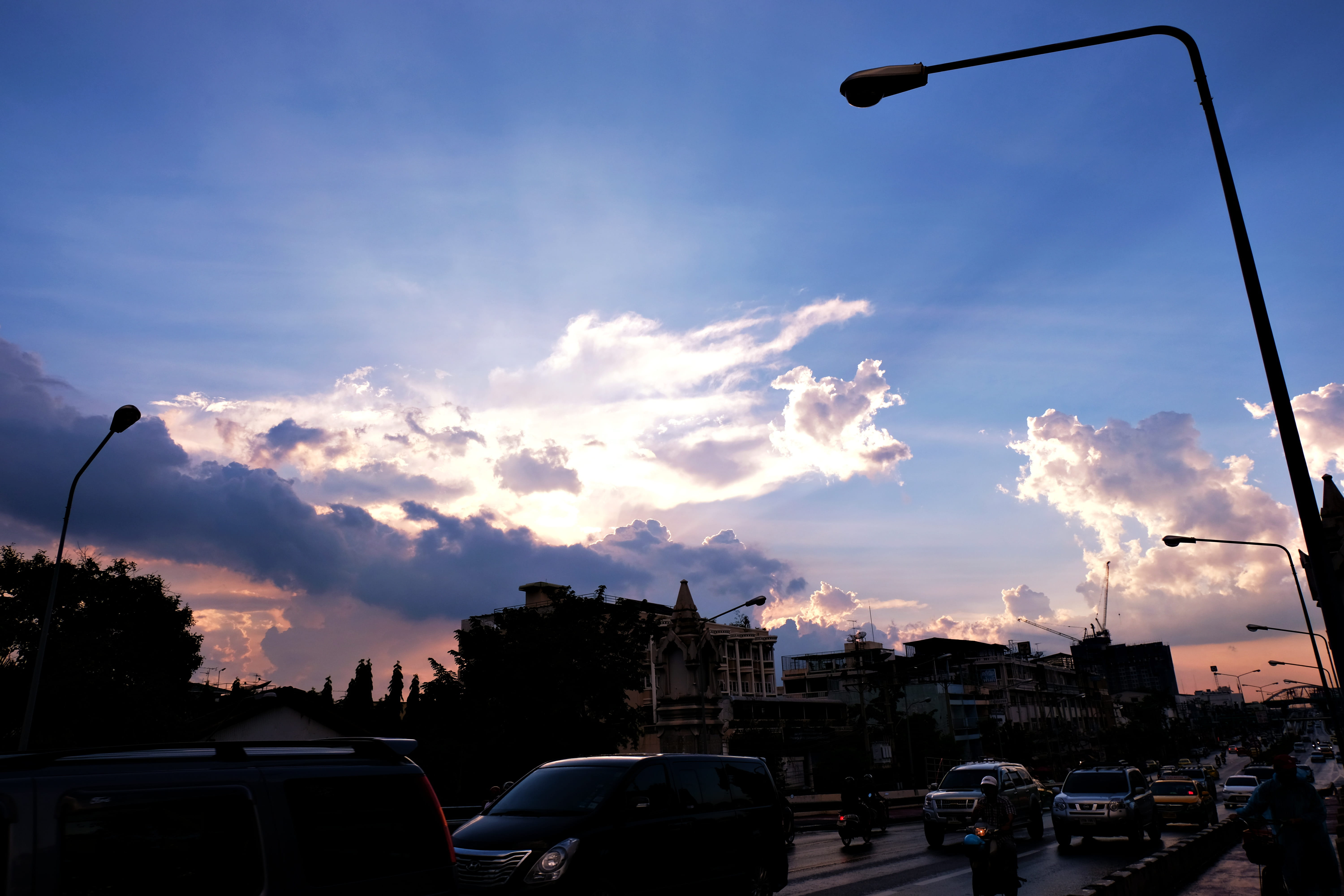 cloud, cloud - sky, sun, built structure, transportation, mode of transportation, bangkok, car, sky, city, road, thailand, 5K, sunlight, light, land vehicle, HD Wallpaper