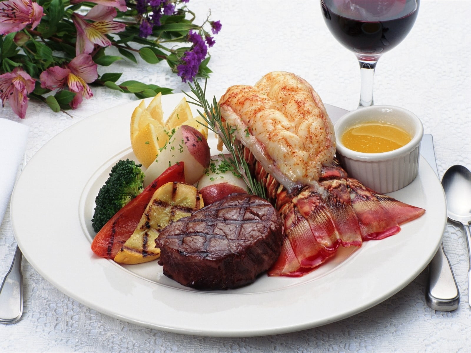 fried, rosemary, no People, vegetables, spice, cooked, close-up, roasted, mignon, healthy Eating, freshness, lunch, sauce, dinner, fillet, appetizer, wineglass, HD Wallpaper