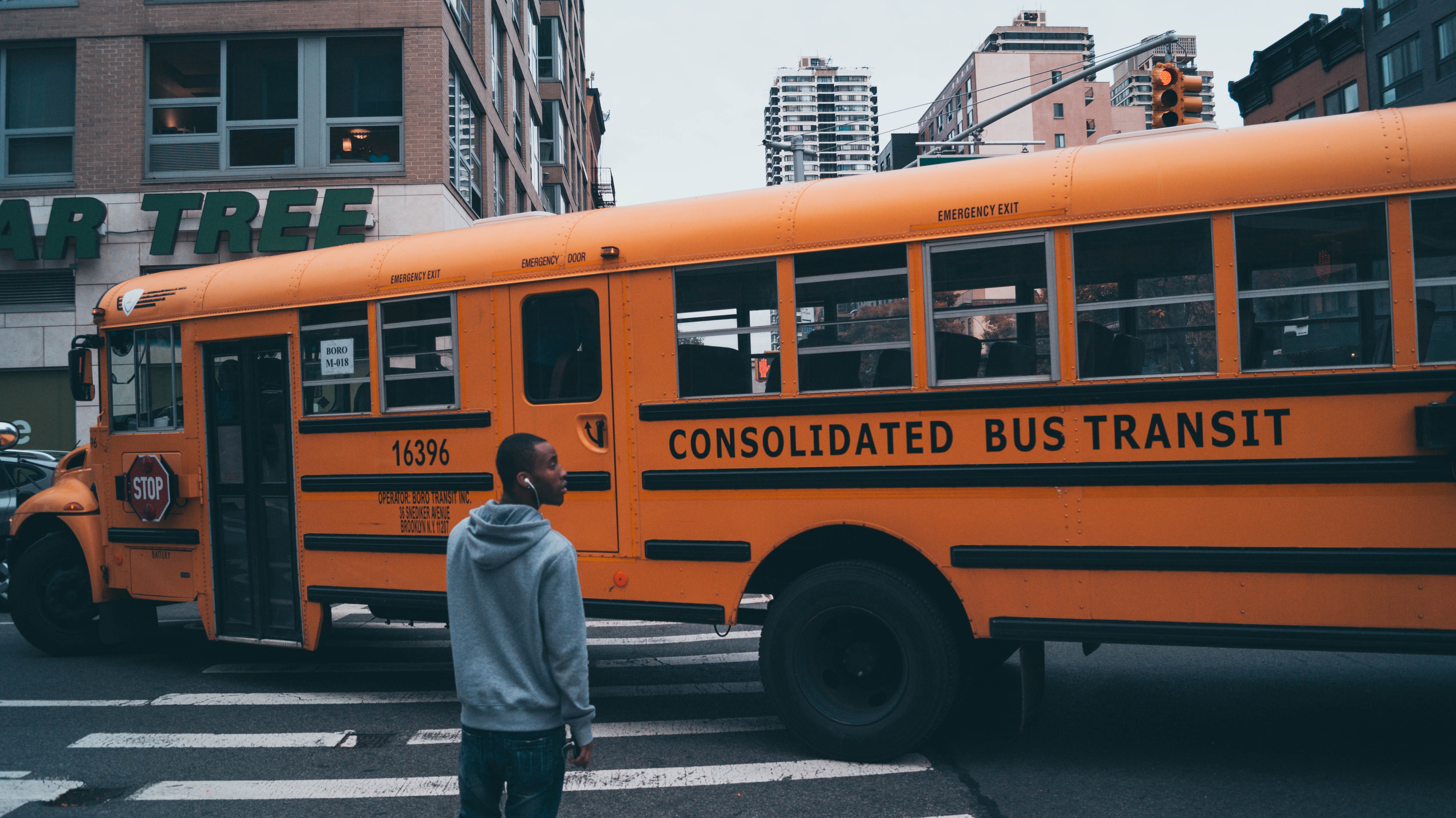 real people, buses, orange color, mode of transportation, incidental people, 5K, transportation, building exterior, land vehicle, photography, school bus, HD Wallpaper