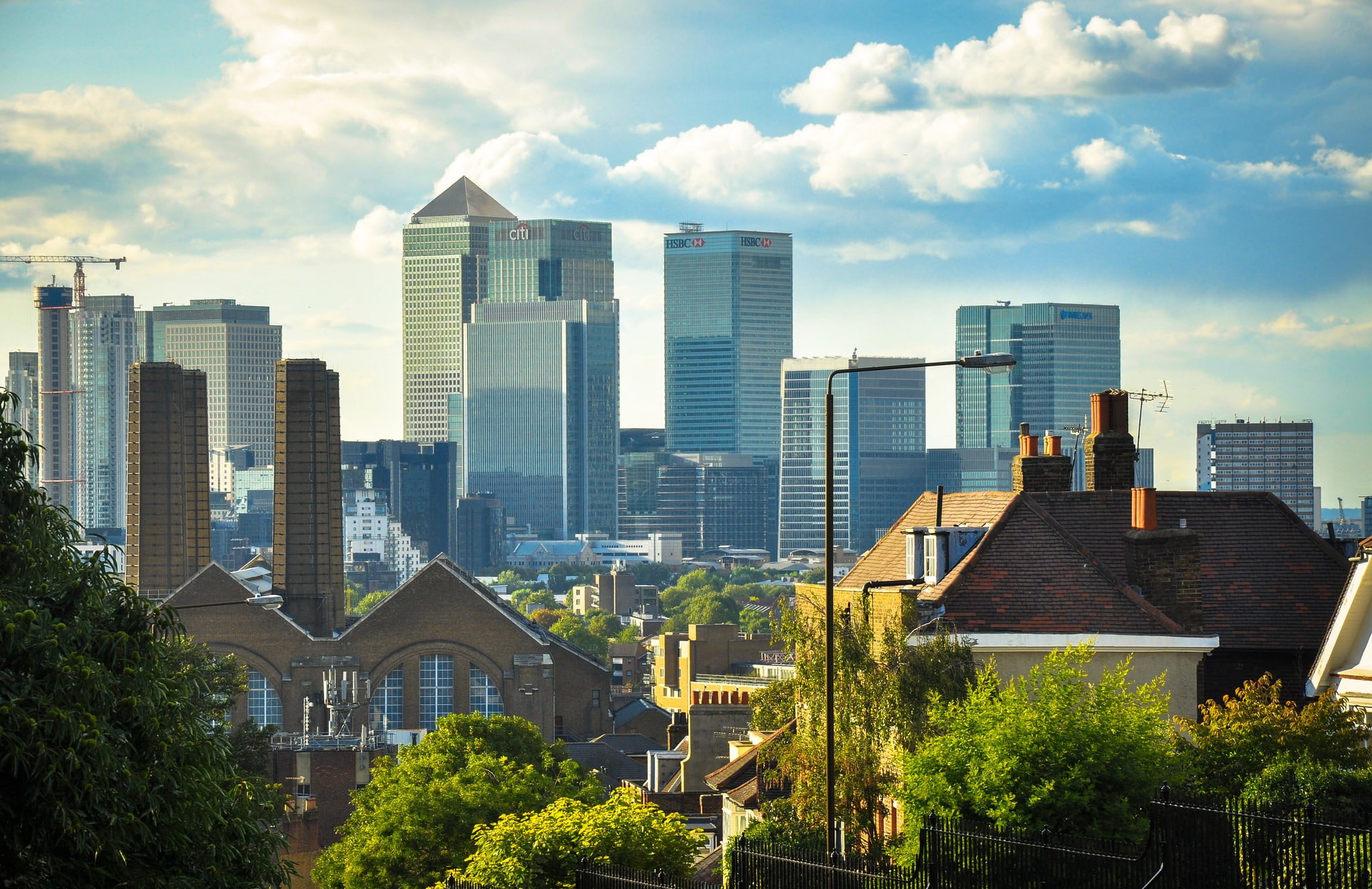 sky, day, England, house, London, built structure, cityscape, 1080P, skyscraper, building exterior, city, urban skyline, modern, tower, residential district, HD Wallpaper