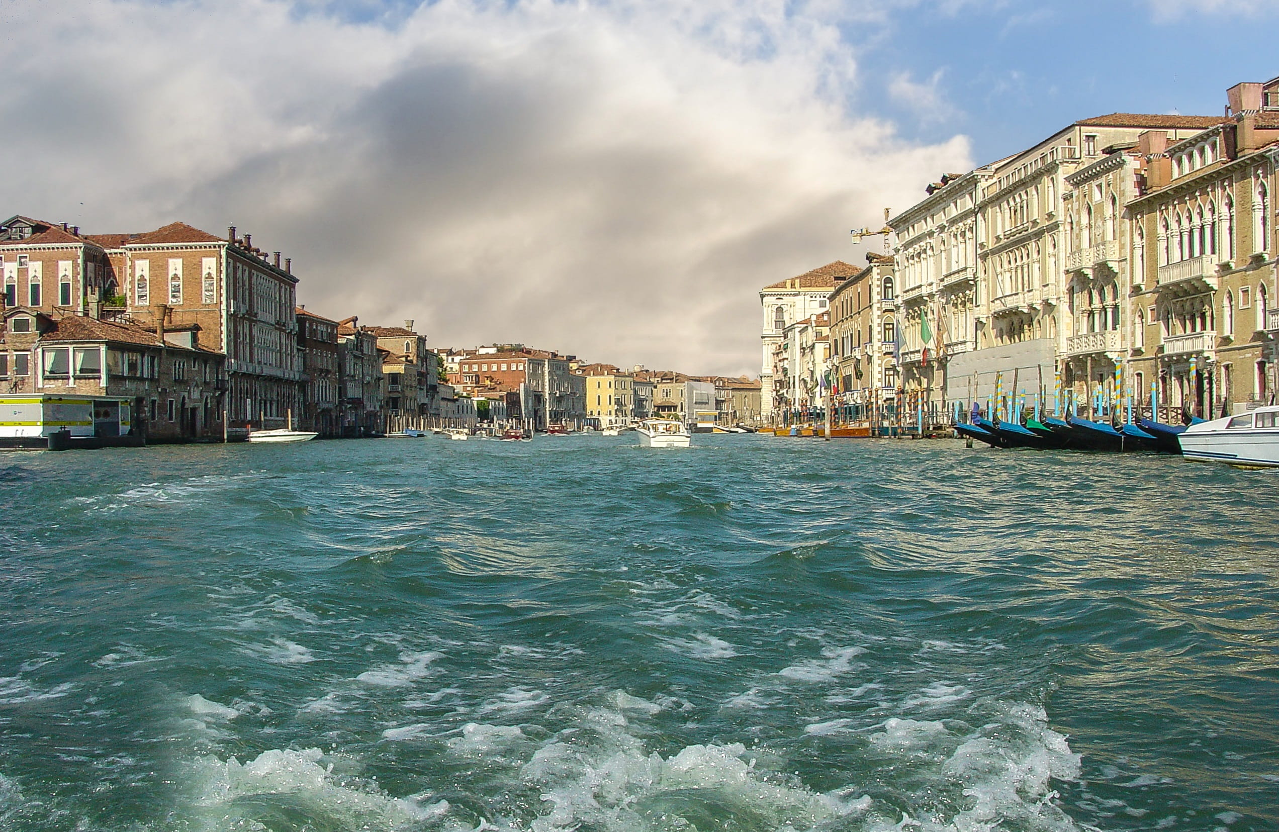 vacation, sky, italy, rippled, old, water, near, destination, day, travel destinations, travel, body of water, body, outdoors, european, transportation, HD Wallpaper