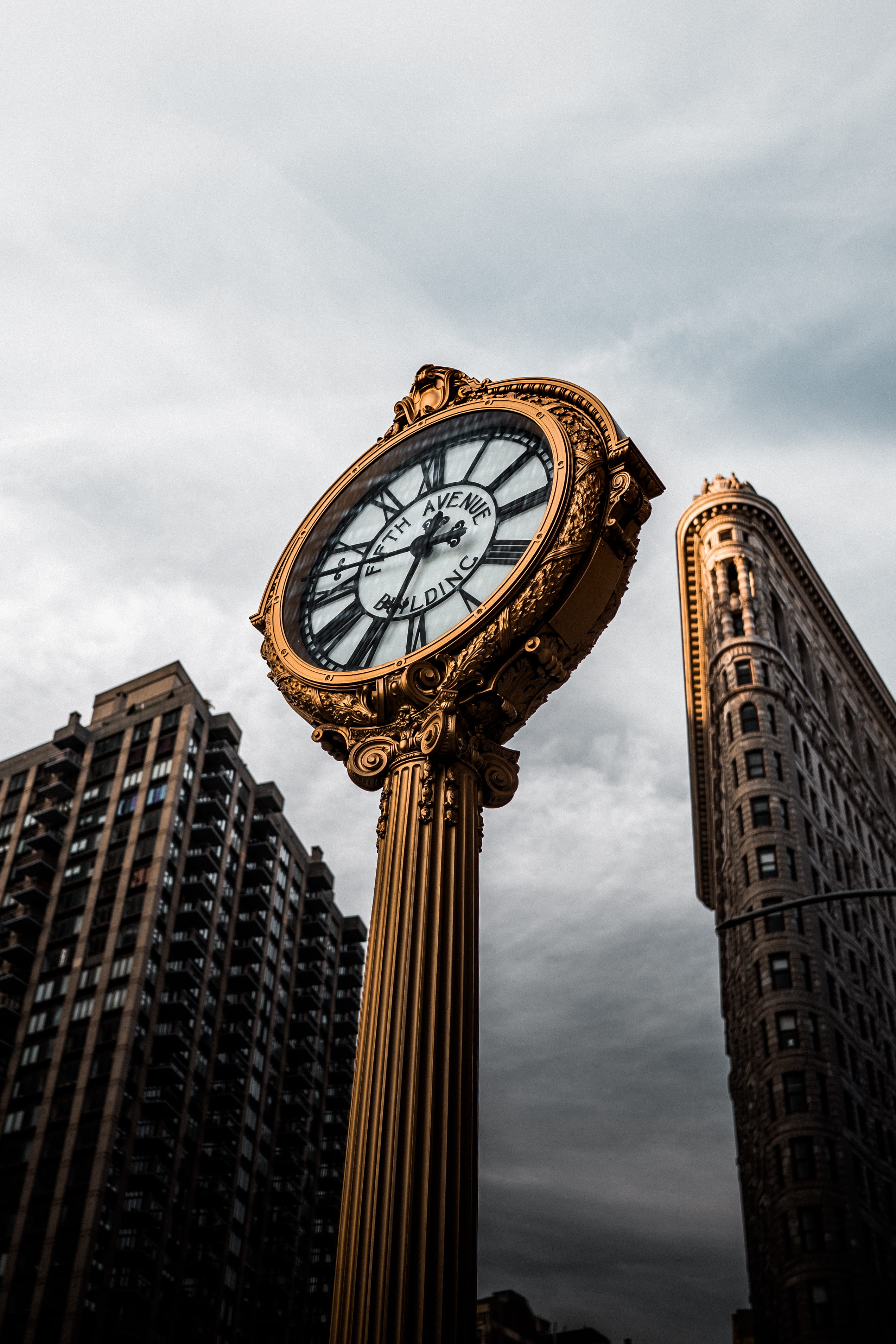 financial district, cloud - sky, city, clock face, day, no people, architecture, tourism, nature, fifth, low angle view, skyscraper, travel, office building exterior, Phone HD Wallpaper