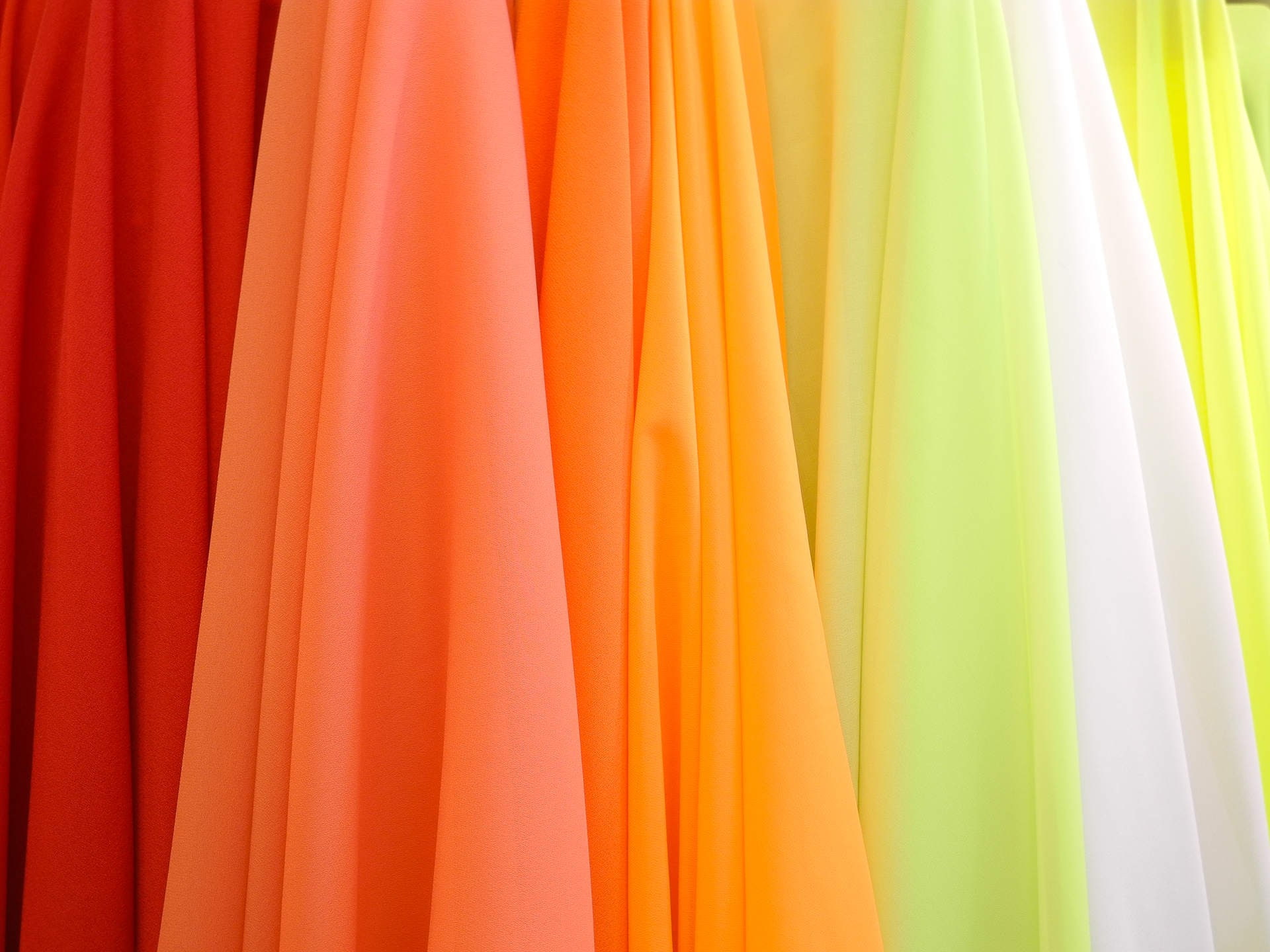 choice, side by side, variation, no people, retail, close-up, textile industry, 1080P, hanging, colorful, consumerism, backgrounds, orange color, boutique, HD Wallpaper