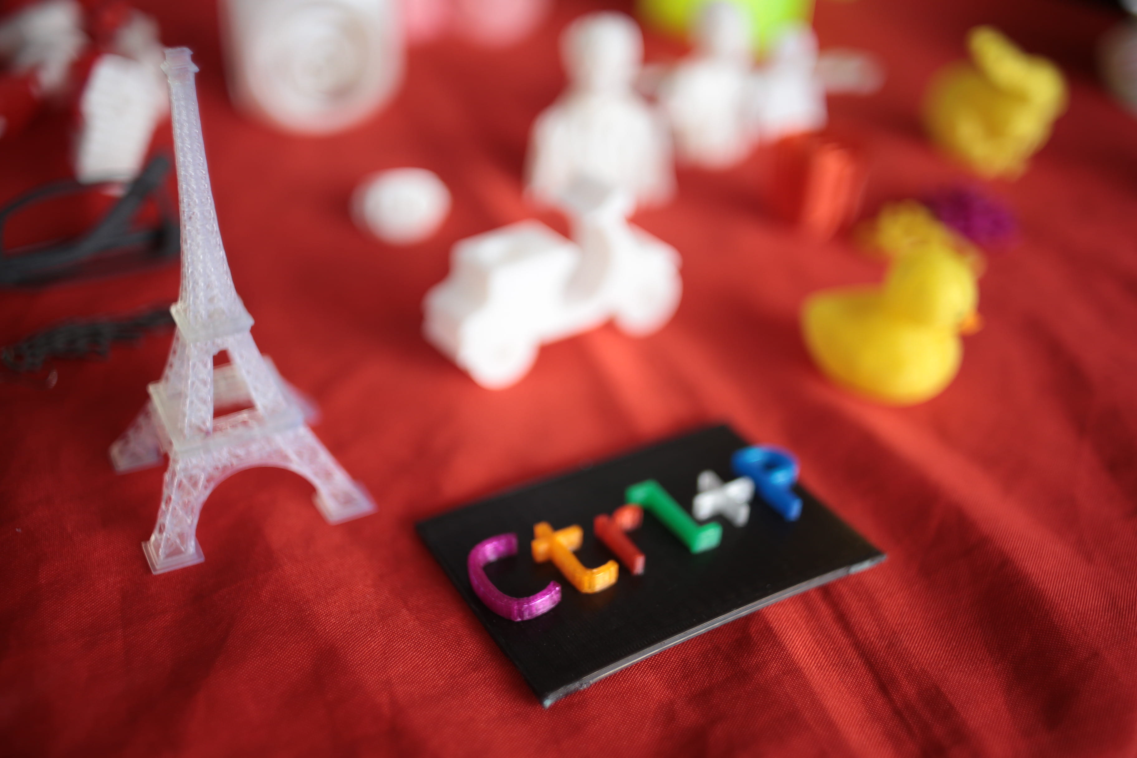 kindergarten, food, paper, selective focus, studio shot, envelope, medium group of objects, christmas ornament, dice, snack, super mario, pac man, close-up, HD Wallpaper