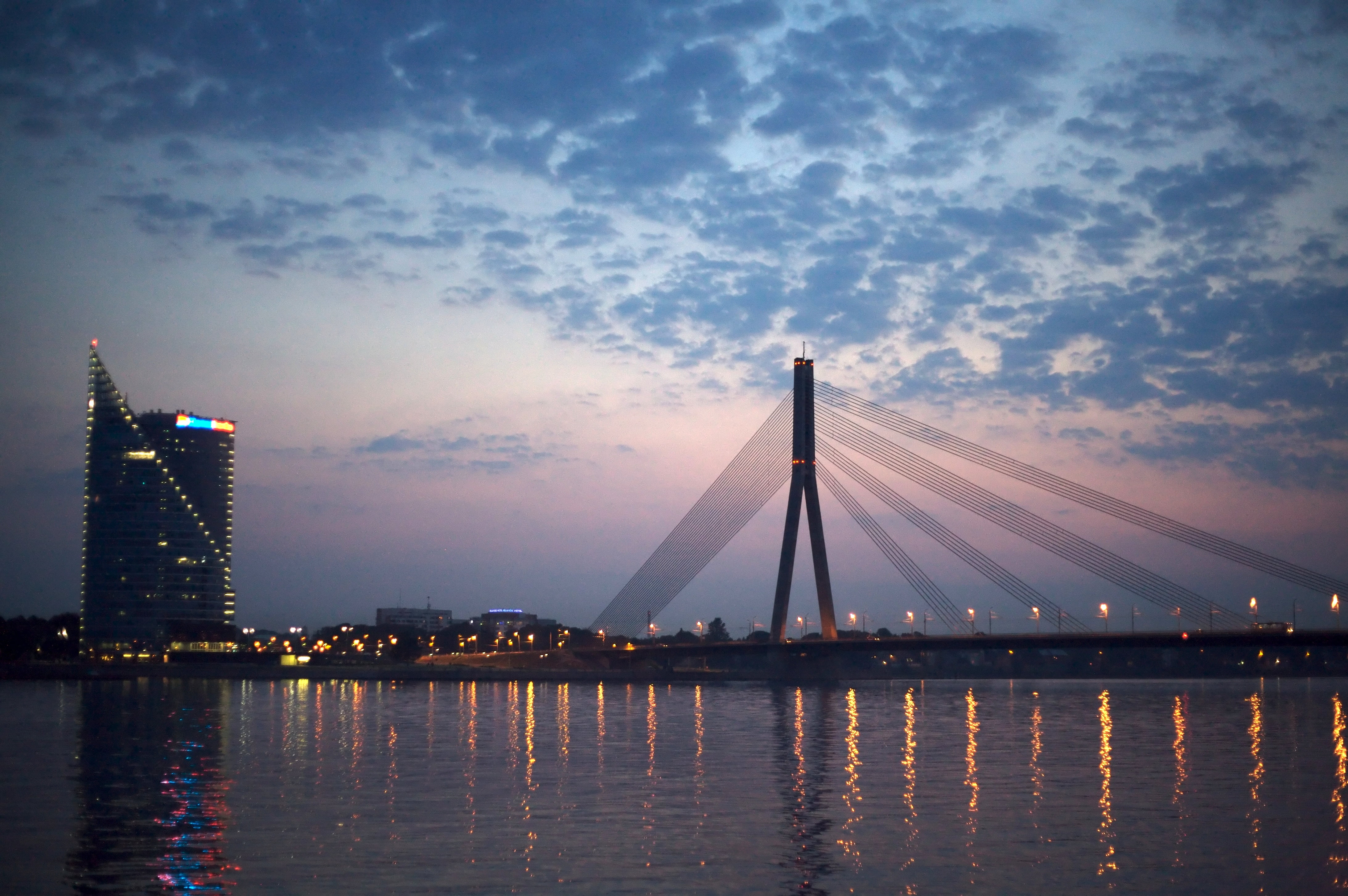 reflection, Latvia, famous Place, bridge, tower, 4K, sunset, delete, cloudy, dusk, Riga Bridge, cityscape, riga, bridge  river, skies, river, night, orange, HD Wallpaper