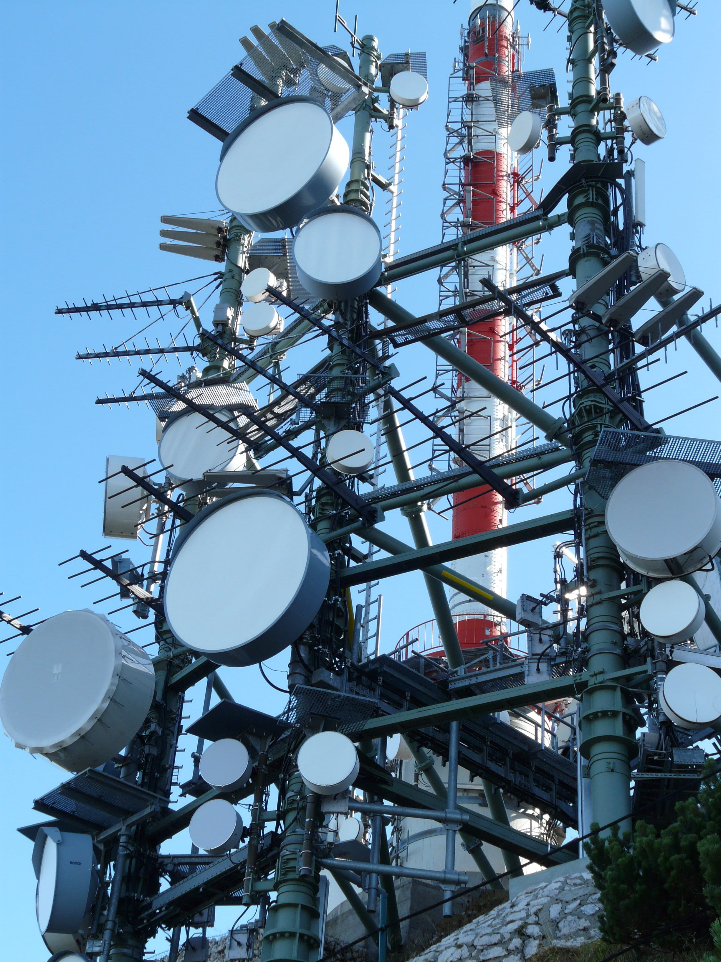 radio system, satellite, connection, antenna - aerial, sky, radio mast, nature, broadcasting, telecommunications equipment, electricity, communication, Phone HD Wallpaper