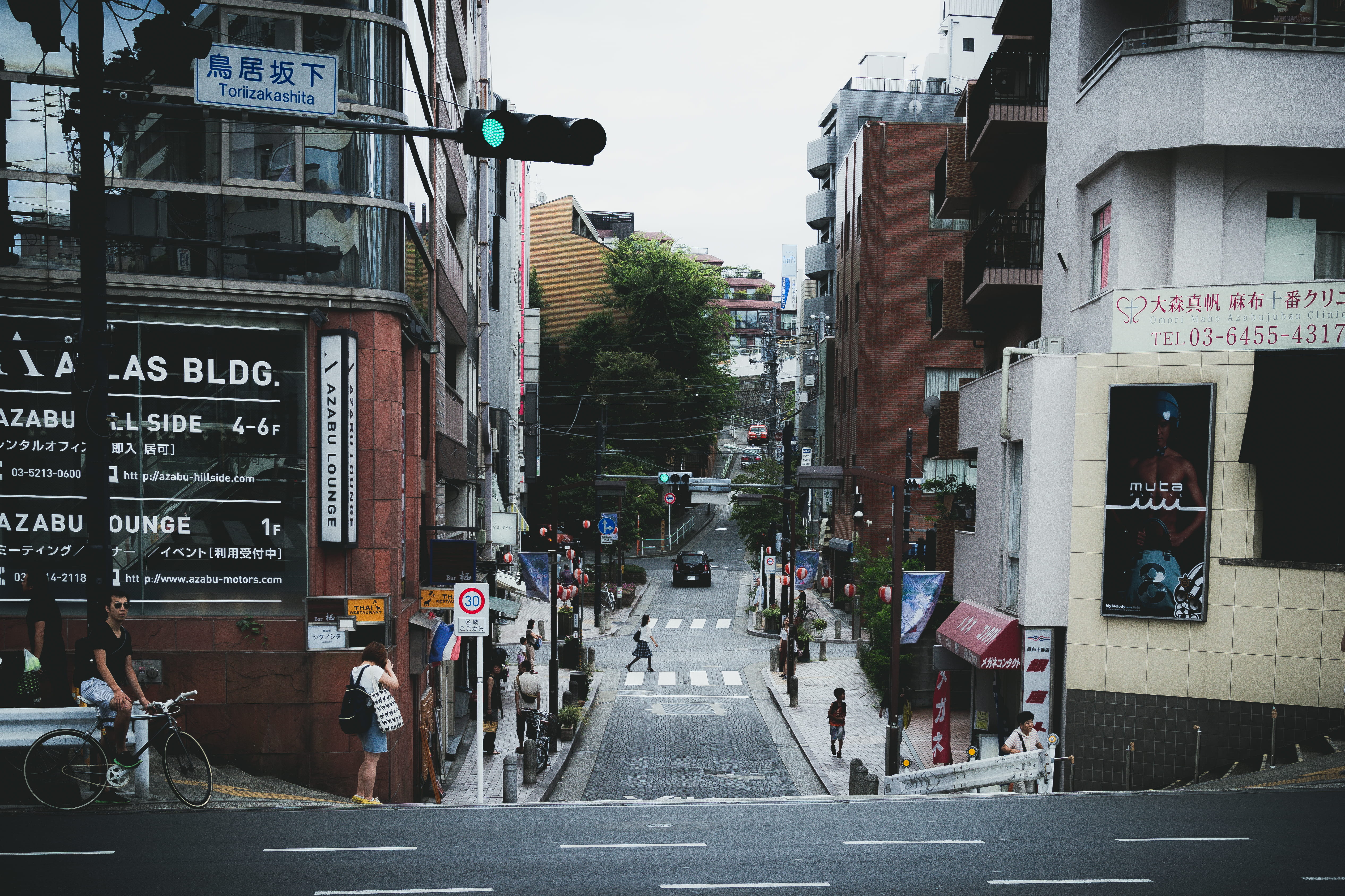 text, communication, minato, 4K, transportation, group of people, roppongi, city, mode of transportation, tokyo, architecture, city street, real people, HD Wallpaper
