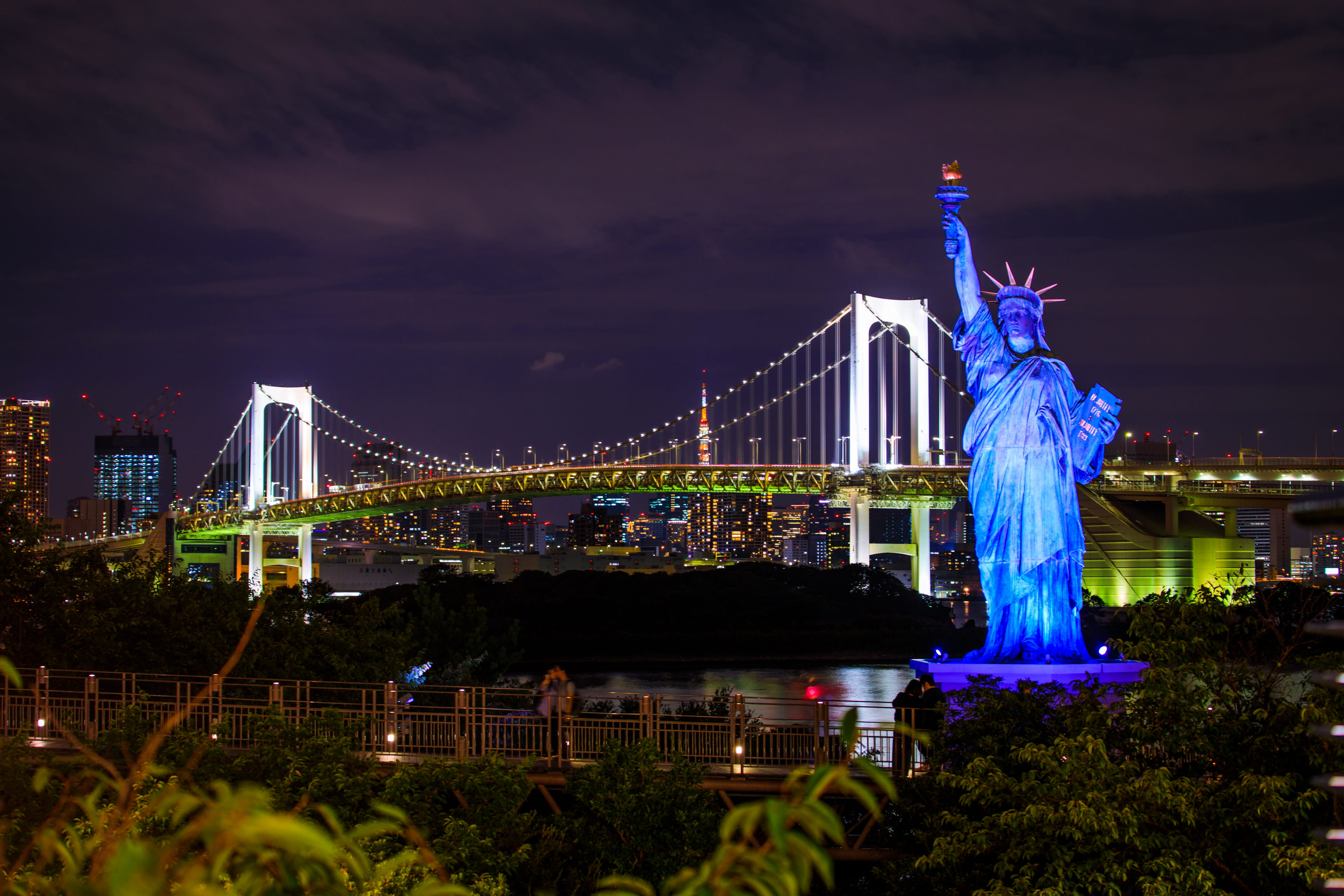 water, 4K, liberty statue, travel destinations, no people, tourism, rainbow bridge, built structure, sky, nature, purple, bridge, building exterior, architecture, HD Wallpaper