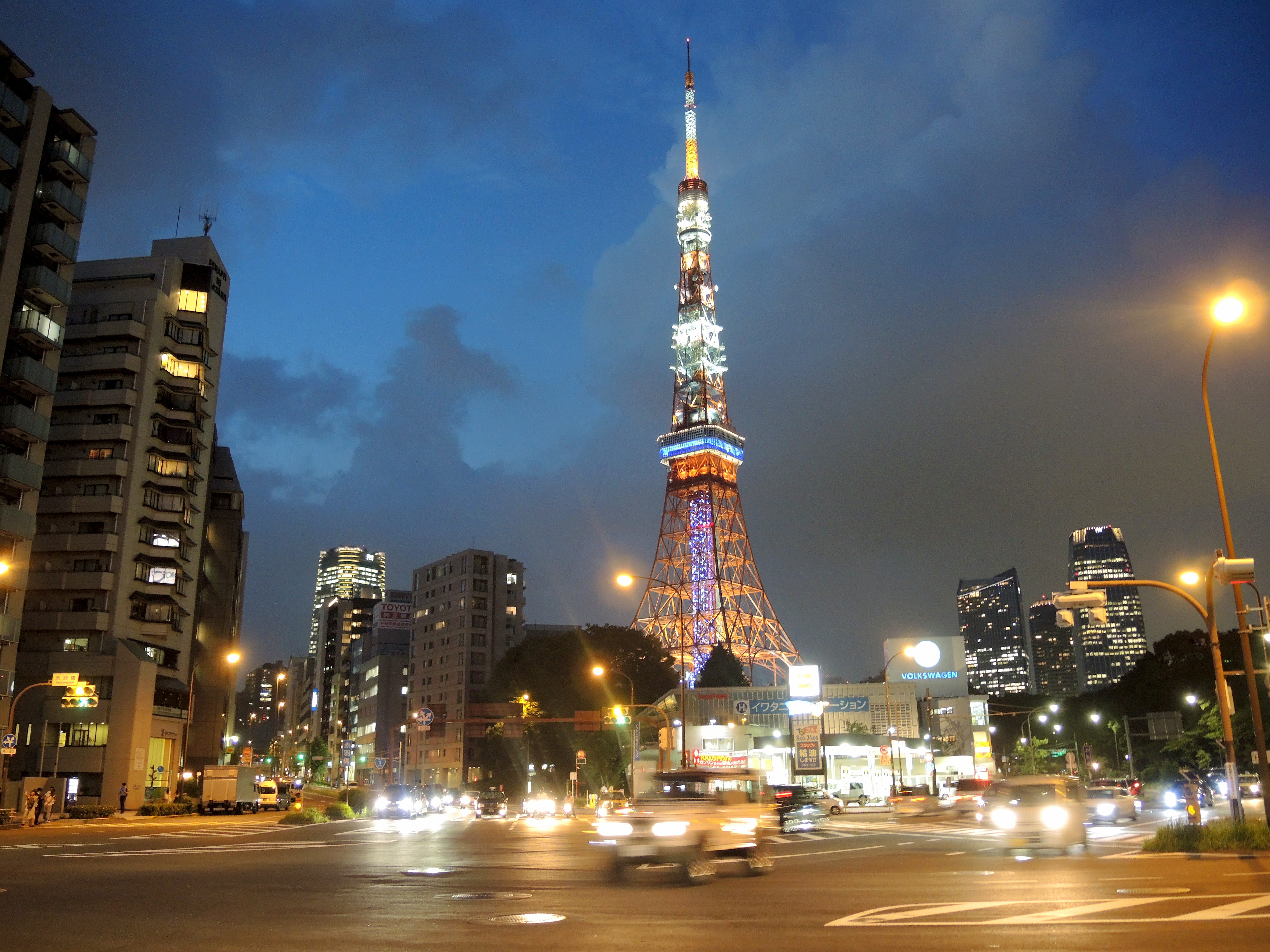 road, tokyo tower, no people, outdoors, 4K, travel destinations, cityscape, built structure, nature, japan, illuminated, light, street, skyscraper, night, HD Wallpaper