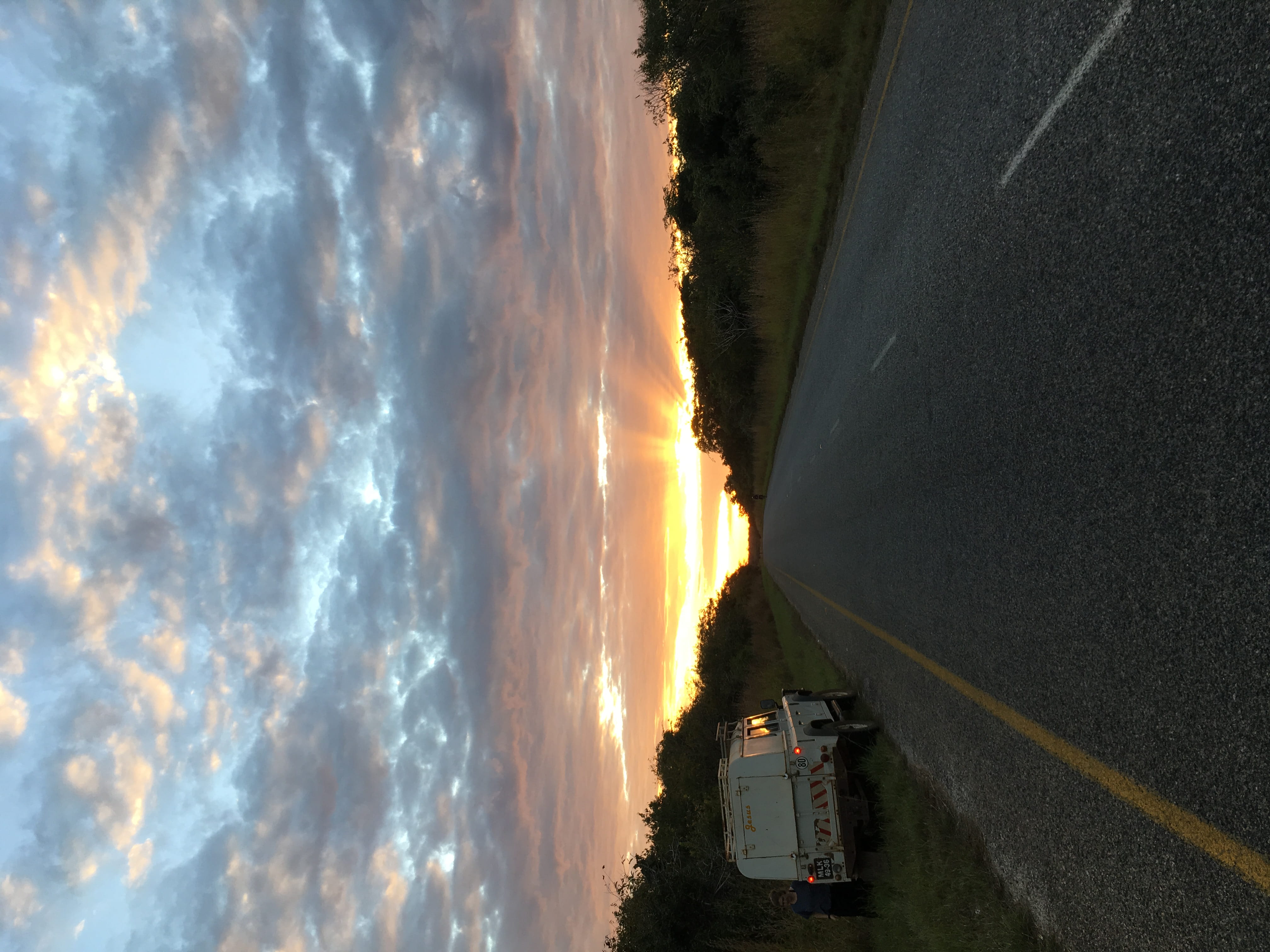 scenics - nature, Sunrise, mode of transportation, no people, motor vehicle, outdoors, 4K, sky, Travel, cidade de pemba, sunset, Range Rover, beauty in nature, HD Wallpaper