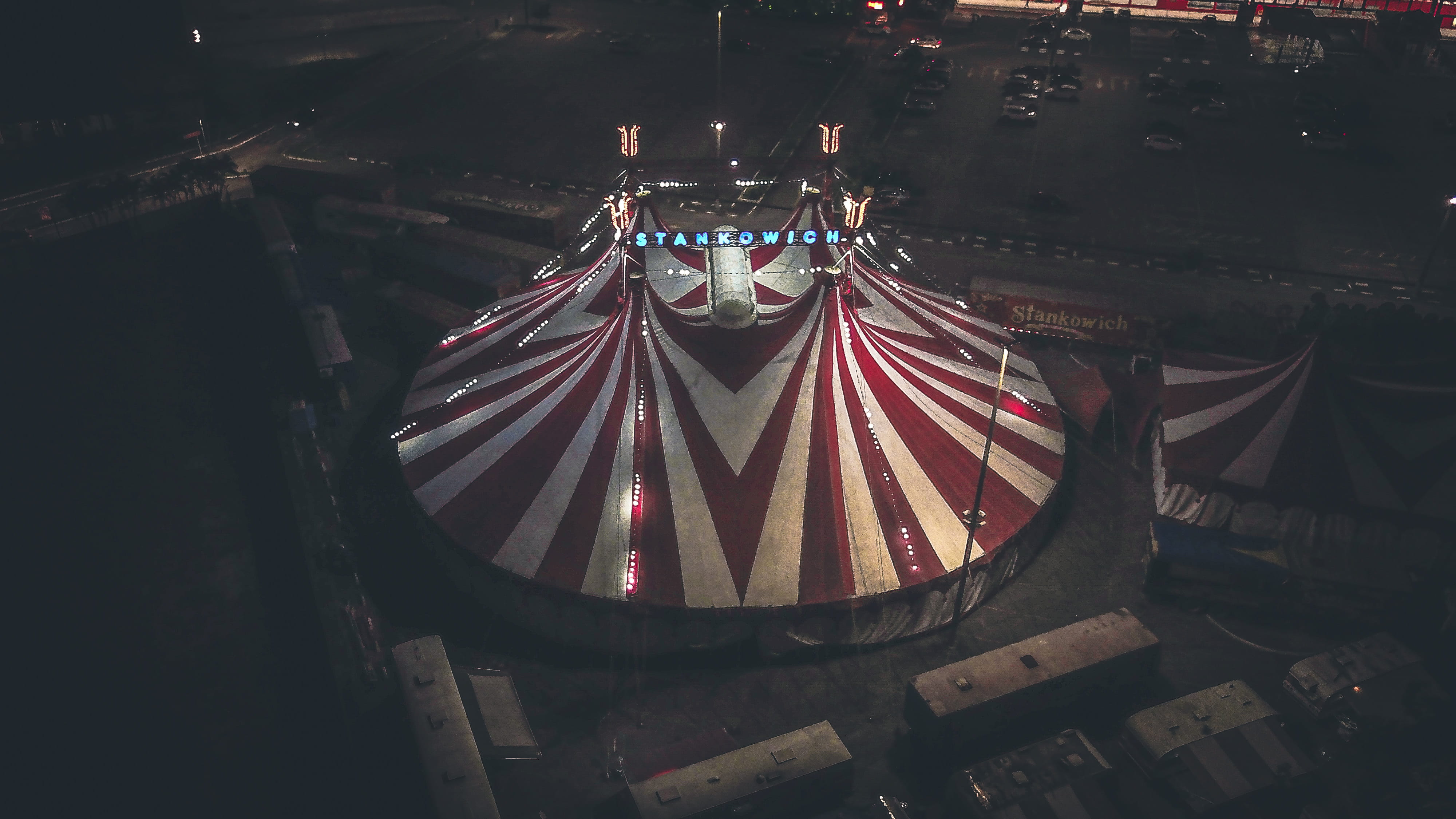 building, amusement park, illuminated, architecture, white, festival, cidade jardim, av. major sylvio de magalhães padilha, boat, hanging, high angle view, HD Wallpaper