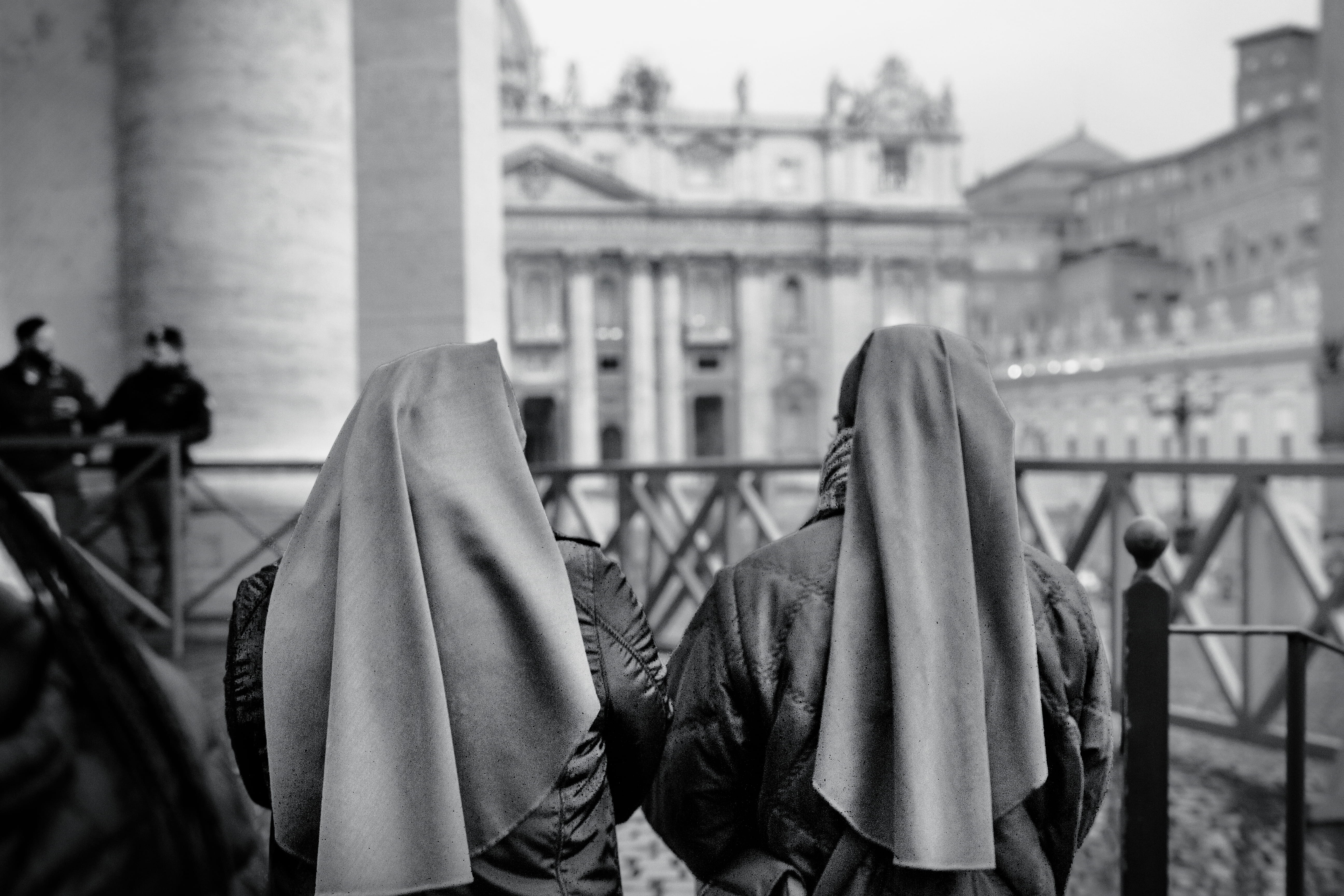 vehicle, women, st. peters basilica, bridge - man made structure, coat, bridge, vatican city, transportation, architecture, human, grayscale, apparel, people, HD Wallpaper