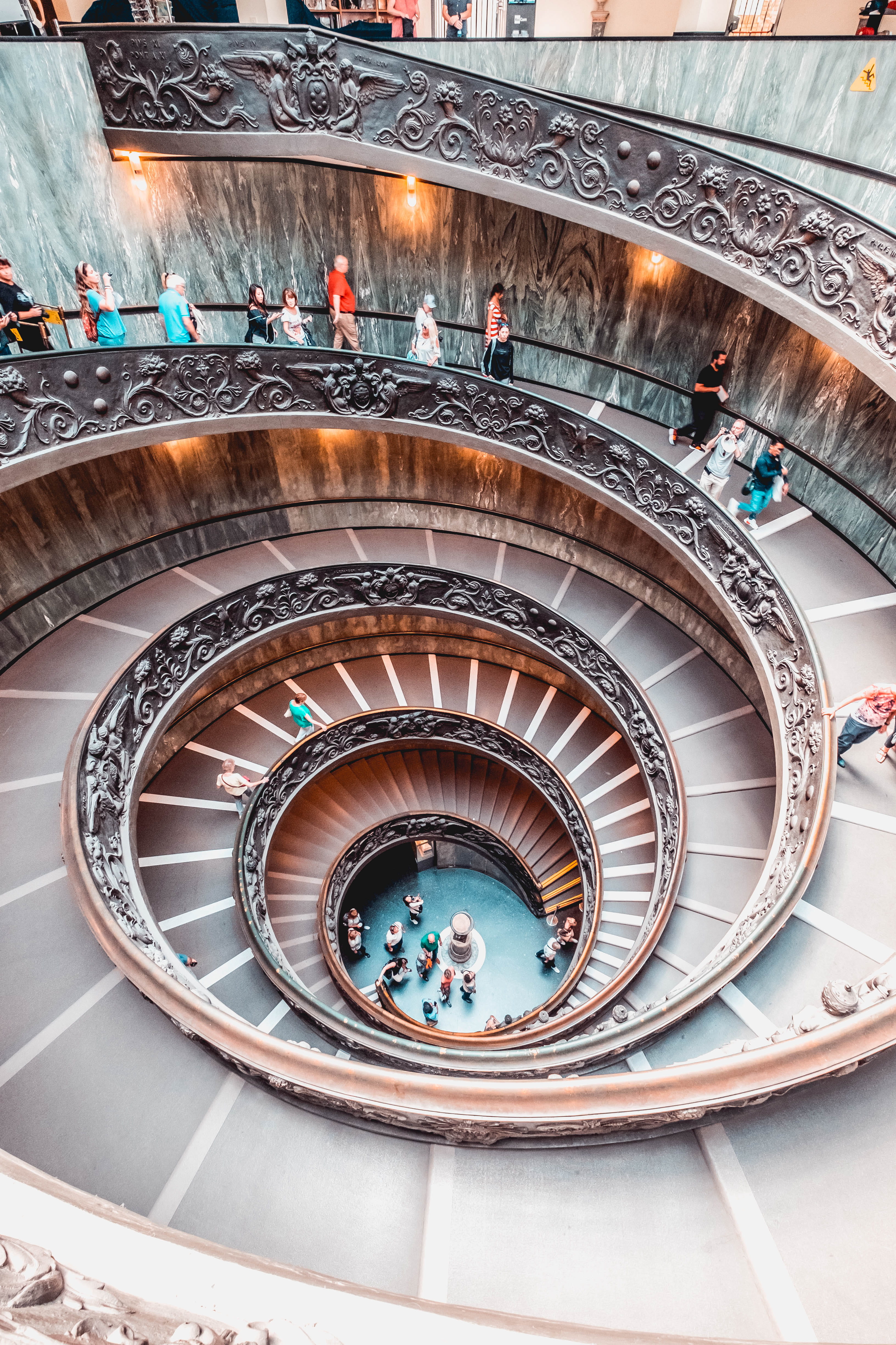 women, spiral staircase, vatican city, high angle view, città del vaticano, built structure, building, design, large group of people, architecture, railing, Phone HD Wallpaper