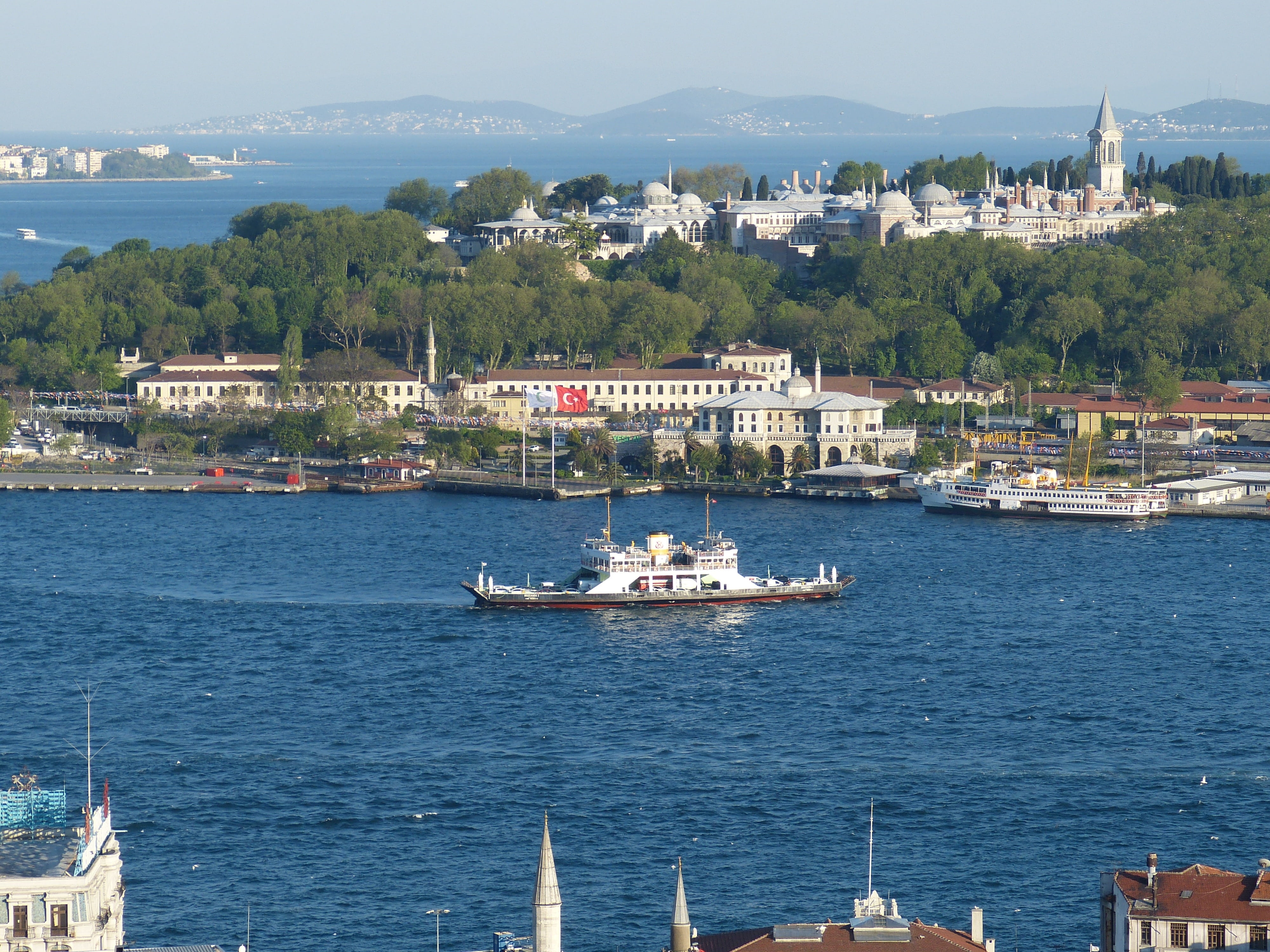 day, ship, built structure, megacity, outlook, golden, golden horn, sky, palace, sailboat, harbor, water, travel, view, nautical vessel, 4K, passenger craft, HD Wallpaper