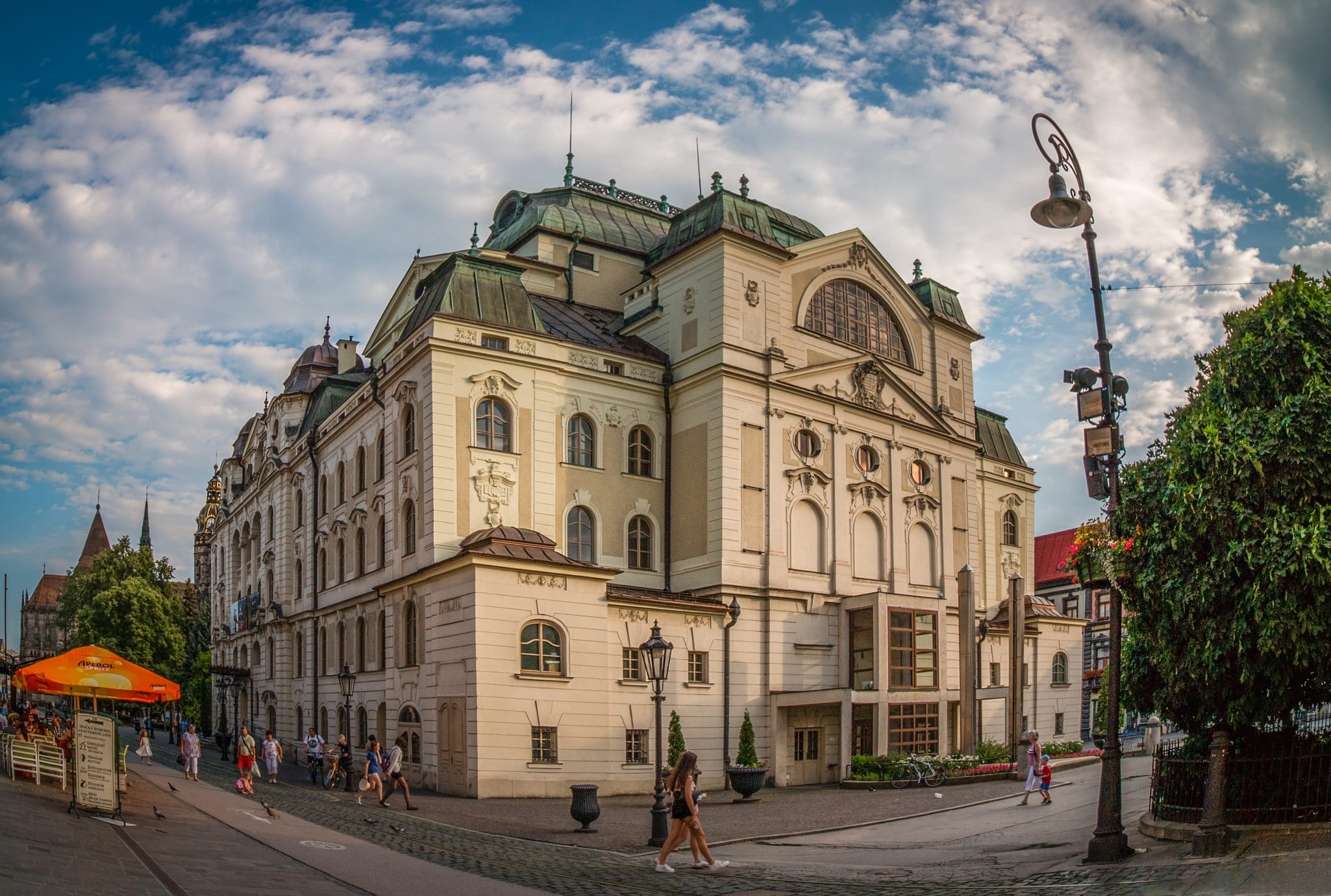 slovakia, košice slovakia, city life, sky, košice theatre, theatre, tree, built structure, megalopolis, centre, the past, kosice, city, incidental people, HD Wallpaper