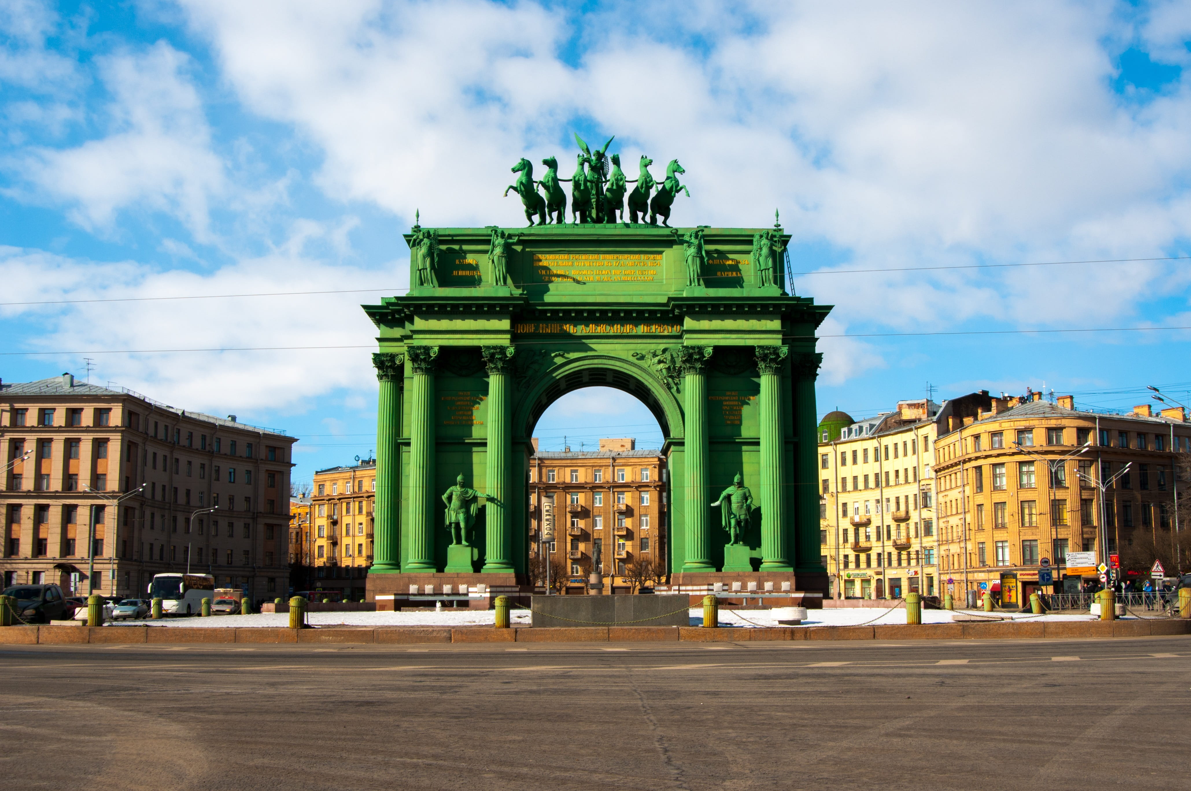 memorial, sky, travel, history, building exterior, city, arch, travel destinations, architecture, megalopolis, nature, city gate, sights, peter, gate, architectural column, HD Wallpaper